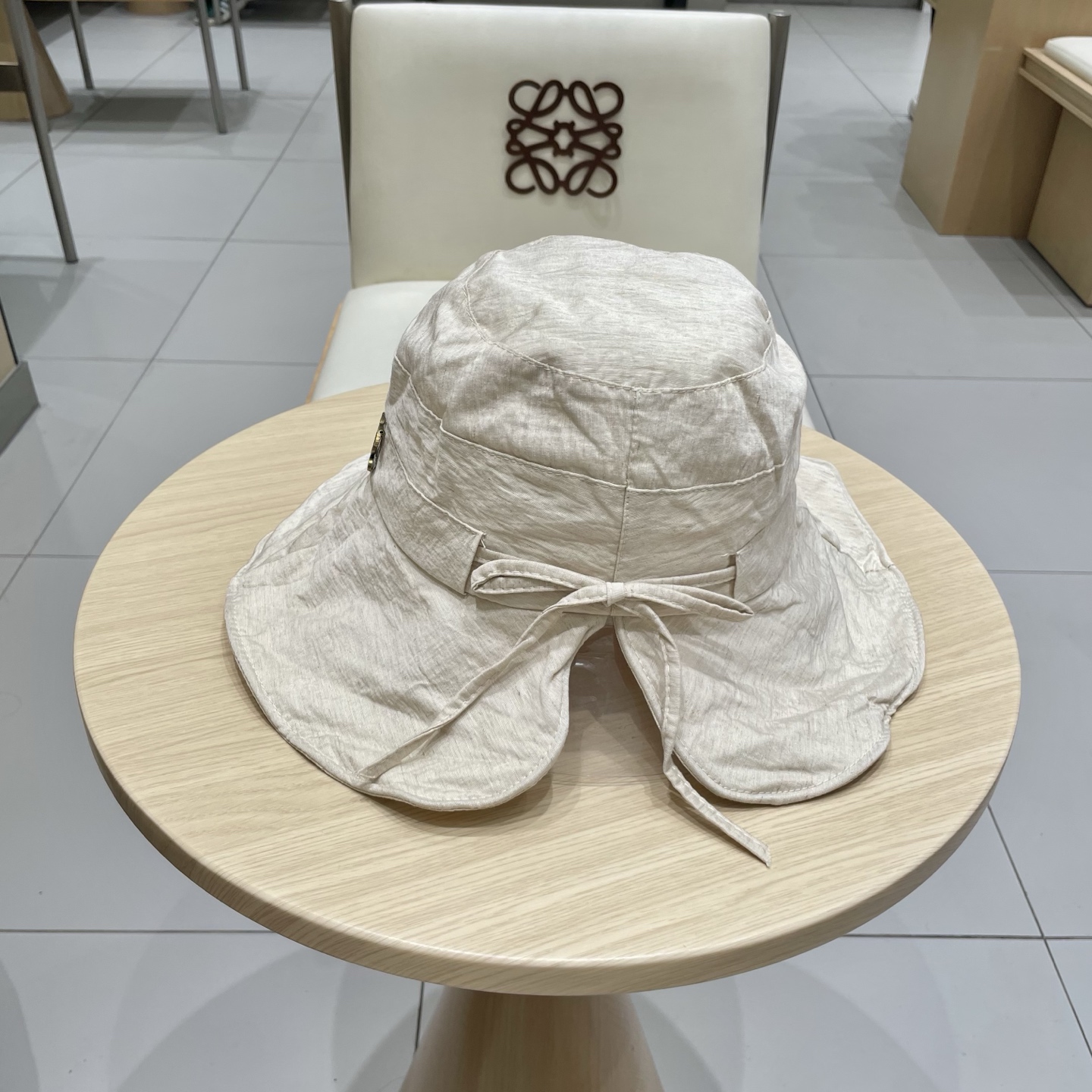  Chanel香奈儿新款后开叉系绳蝴蝶结圆顶渔夫帽女遮阳盆帽防晒太阳帽百搭春夏潮