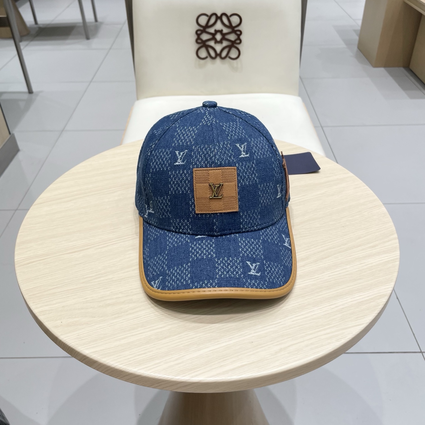 NO:344995,Louis Vuitton Baseball Cap Louis Vuitton's new LV baseball cap, heavy industry creates high-end and atmospheric, versatile and universal for both men and women!  Run volume!  hat straw hat fisherman hat baseball hat, hat, louis vuitton, louis vuitton, louis vuitton, espadrilles, hats路易威登棒球帽 LouisVuitton新款LV棒球帽,重工打造高端大气,百搭款男女通用！跑量！帽子草帽渔夫帽棒球帽,帽子,louis vuitton,louis vuitton,louis vuitton,espadrilles,hats,hat