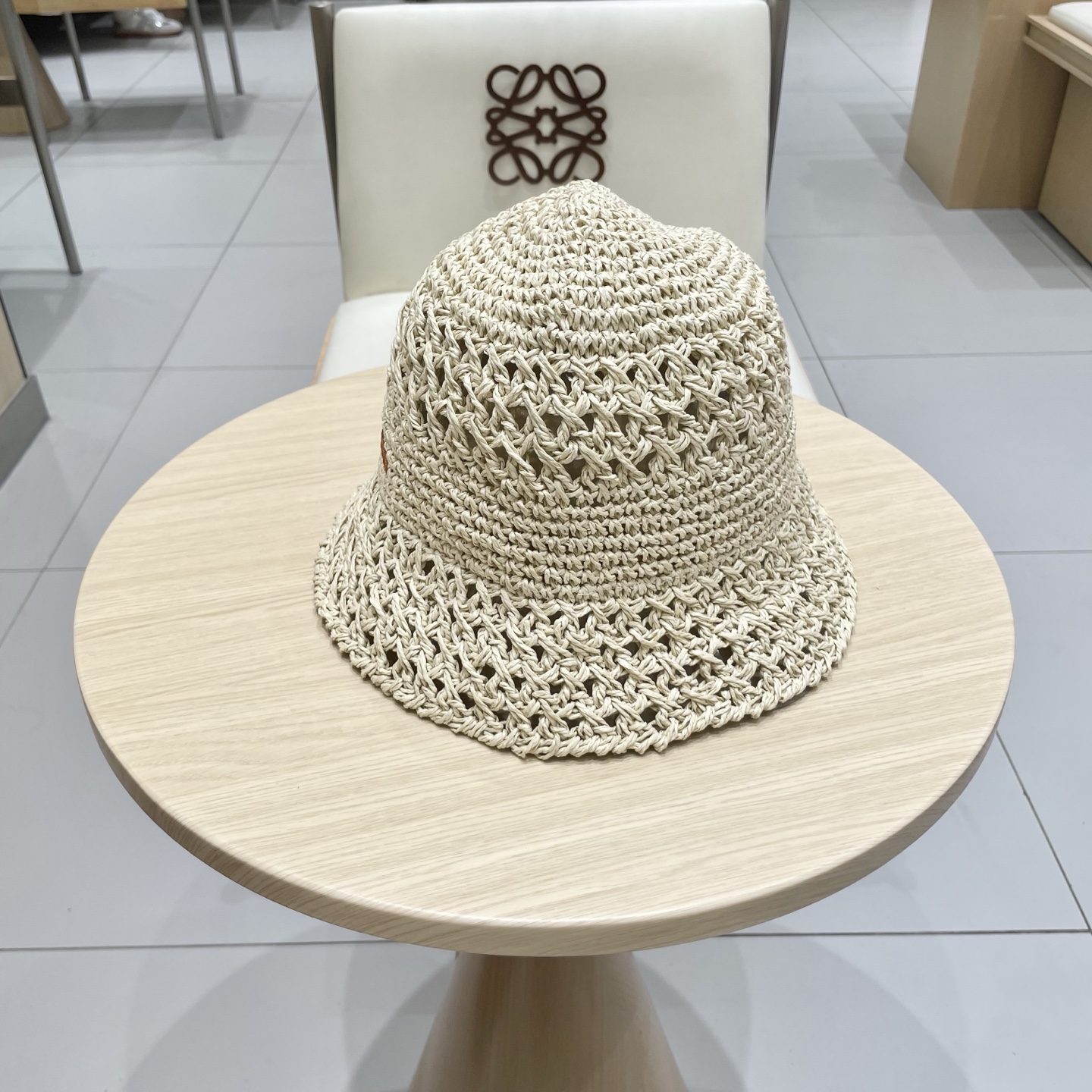   Miu Miu/缪缪 25春夏 字母刺绣logo 女士 镂空渔夫帽 