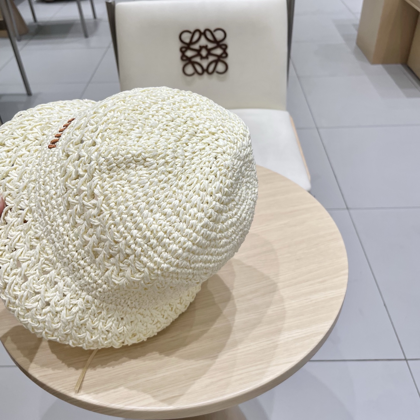   Miu Miu/缪缪 25春夏 字母刺绣logo 女士 镂空渔夫帽 