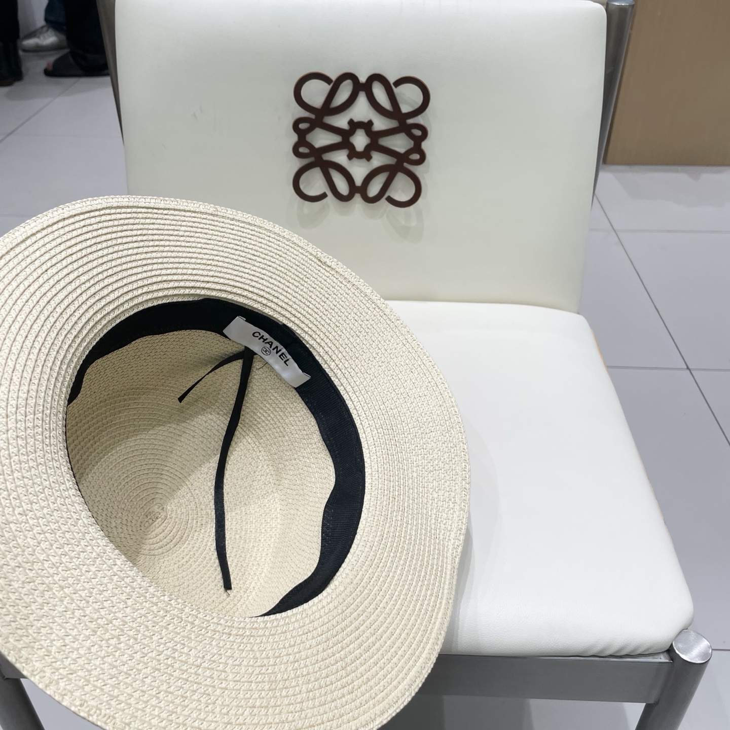  Chanel香奈儿平顶草帽，礼帽，头围57cm
​