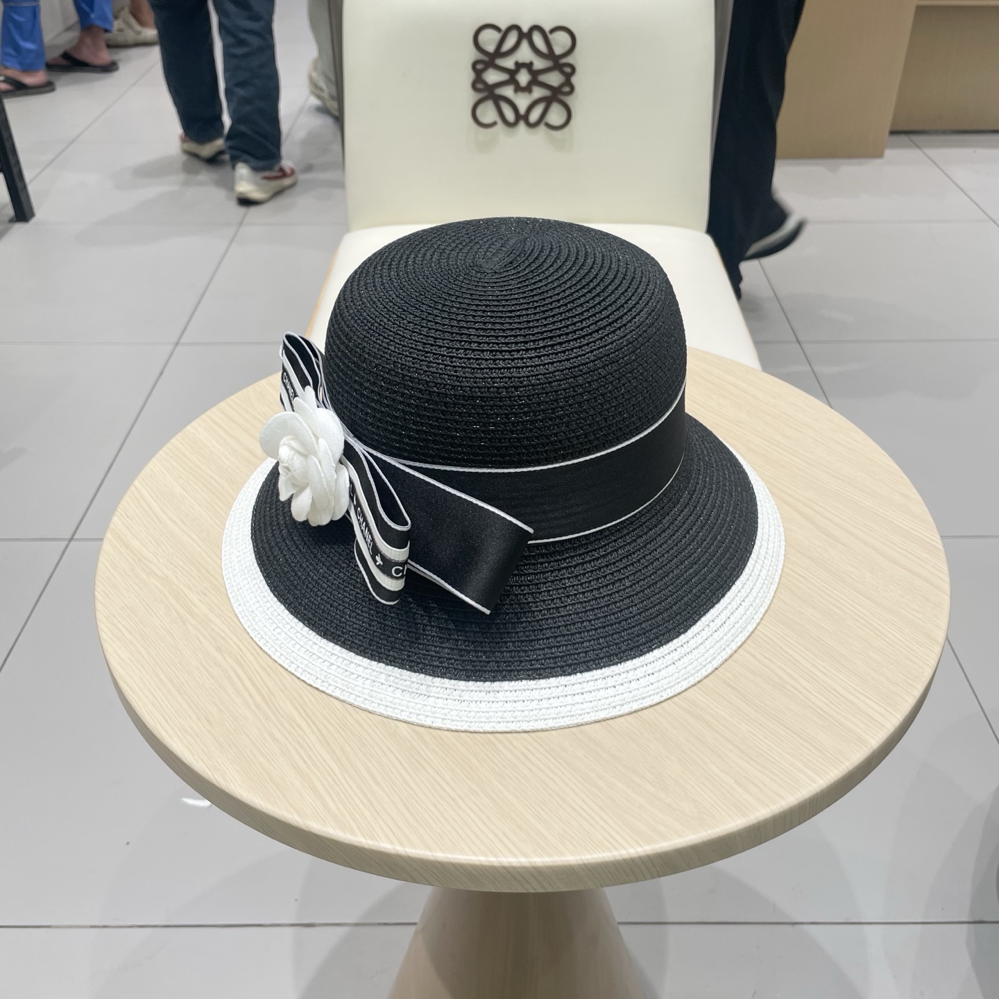  Chanel香奈儿山茶花草帽，拼色遮阳帽，头围57cm