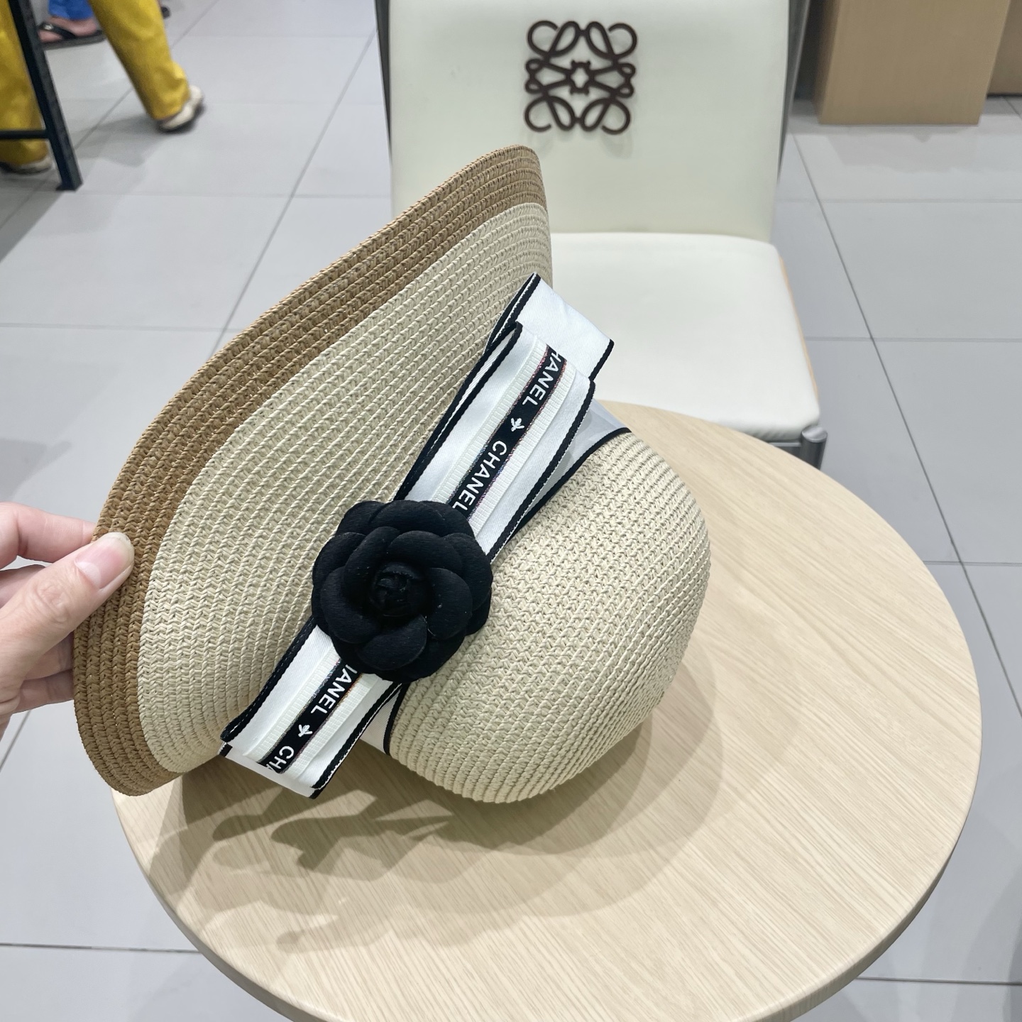  Chanel香奈儿山茶花草帽，拼色遮阳帽，头围57cm