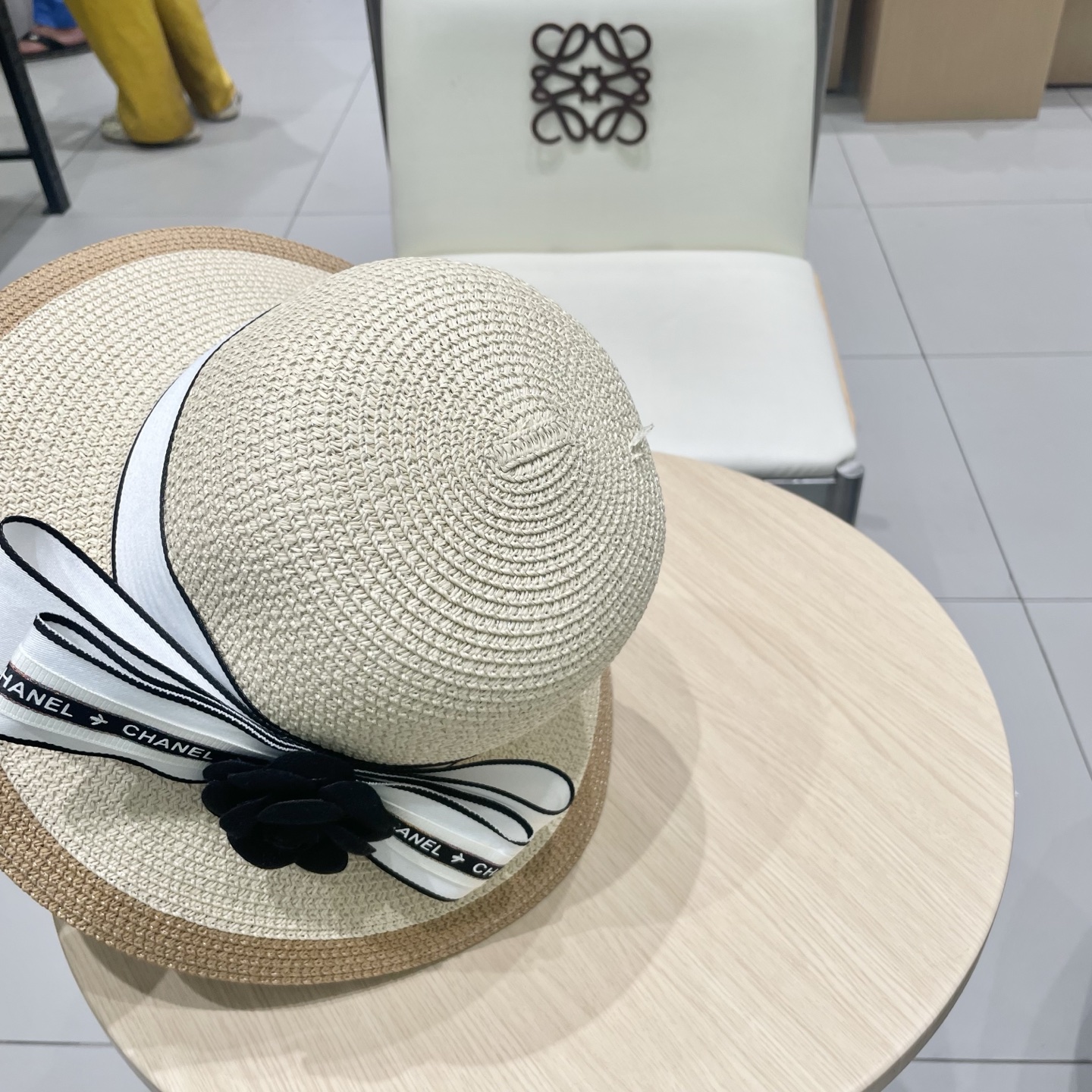  Chanel香奈儿山茶花草帽，拼色遮阳帽，头围57cm