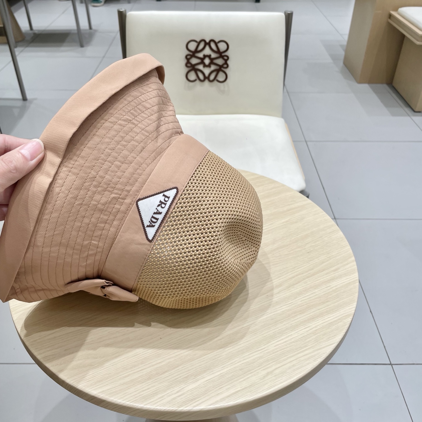  Prada普拉达新款新款韩版针织布沿蝴蝶结渔夫帽遮阳盆帽女时尚休闲帽子潮