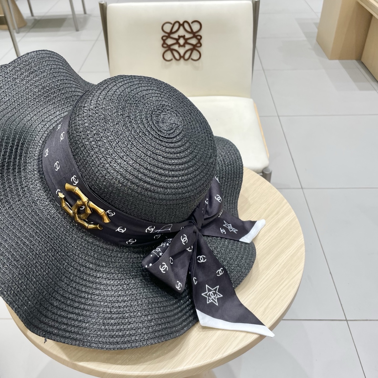 【CHANEL香奈儿】2025新款小香风丝带度假风盆帽草帽，出街旅行单品