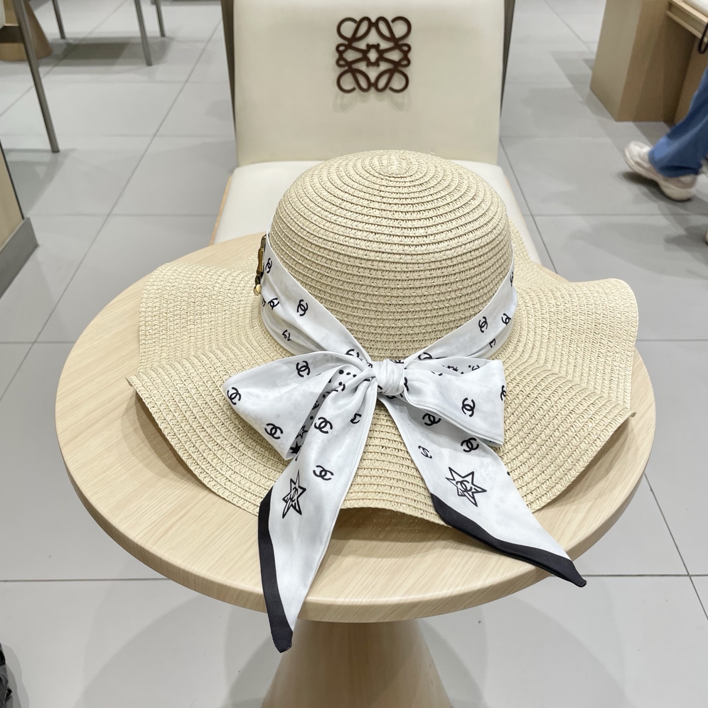 【CHANEL香奈儿】2025新款小香风丝带度假风盆帽草帽，出街旅行单品