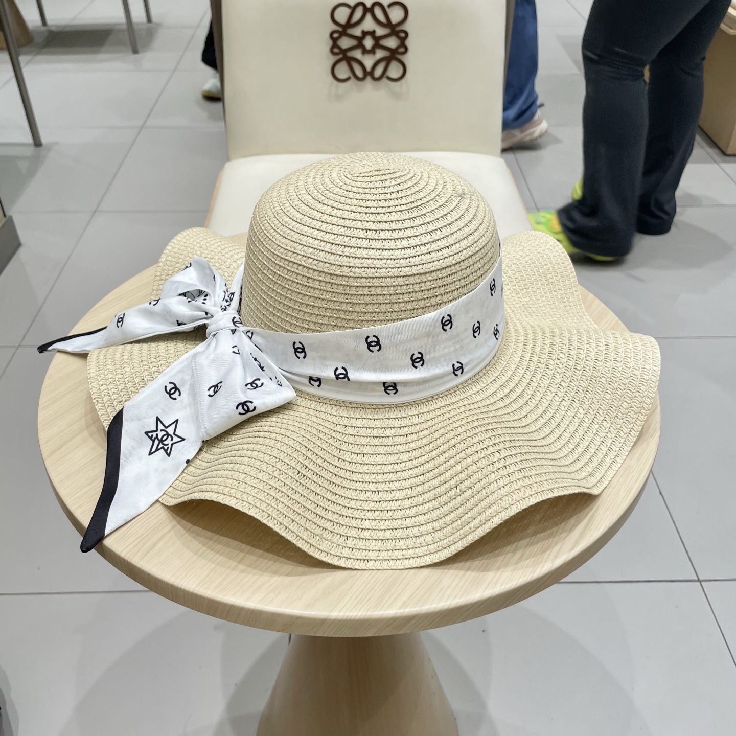 【CHANEL香奈儿】2025新款小香风丝带度假风盆帽草帽，出街旅行单品
