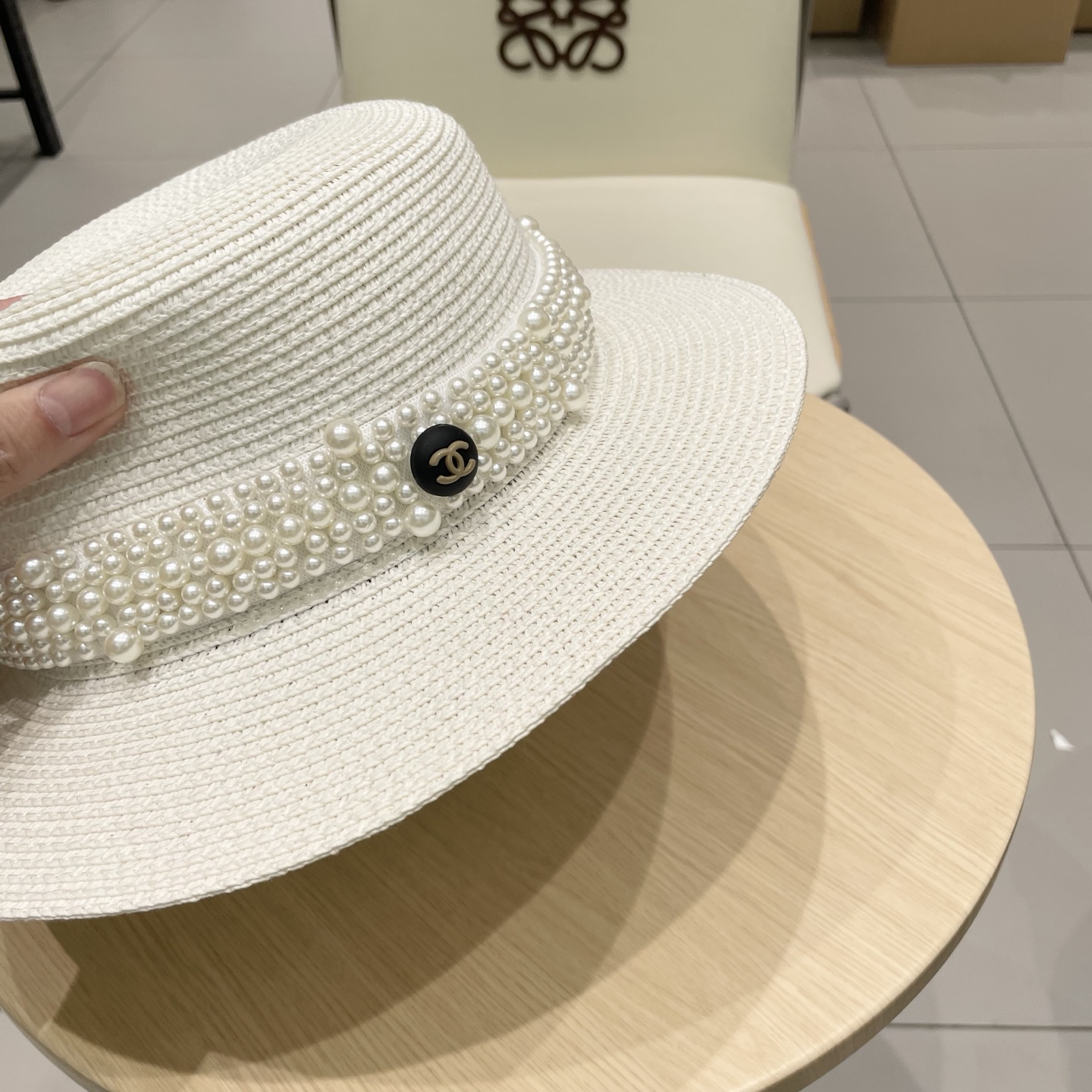  
Chanel香奈儿新款礼帽，珍珠平顶帽，草帽，头围57cm
