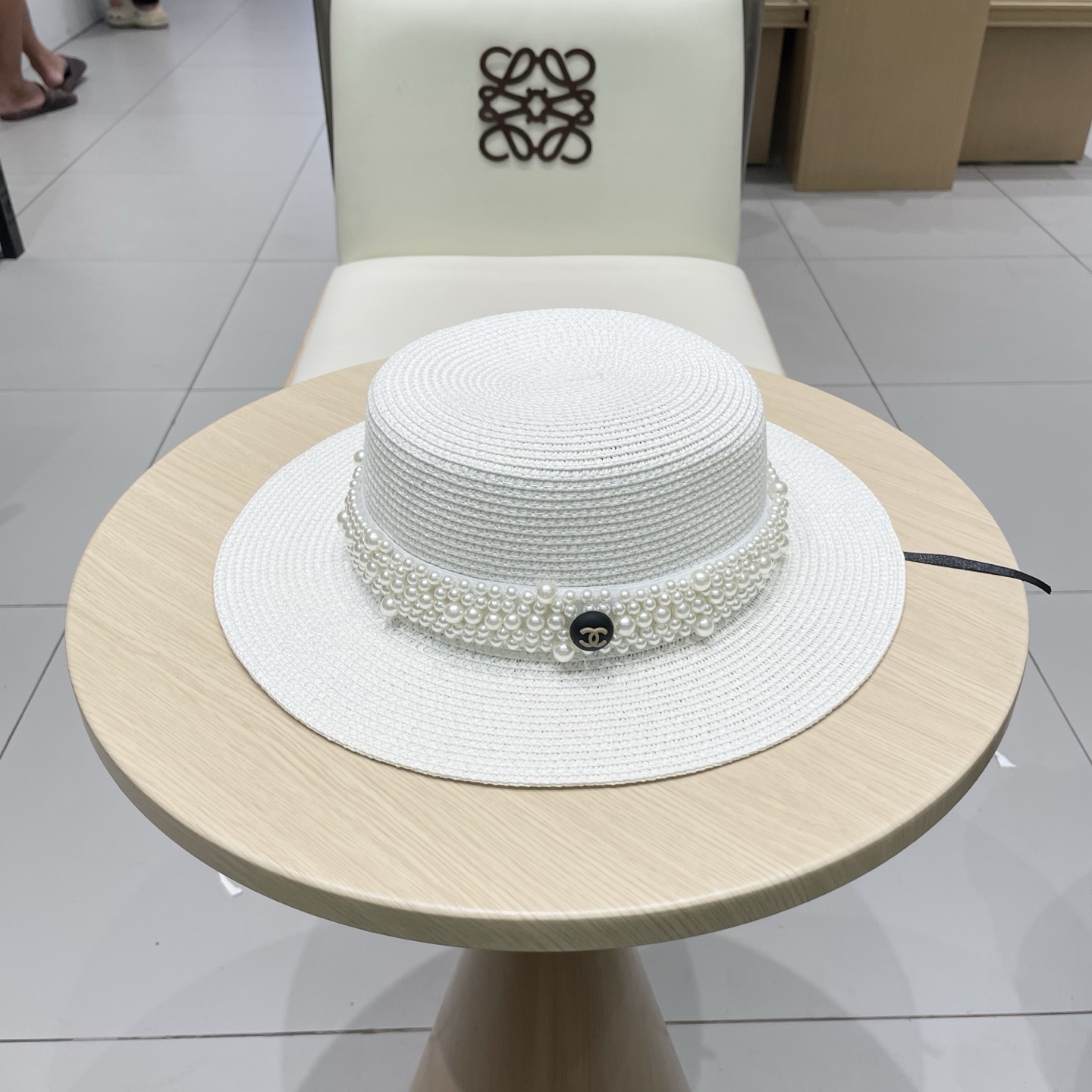  
Chanel香奈儿新款礼帽，珍珠平顶帽，草帽，头围57cm