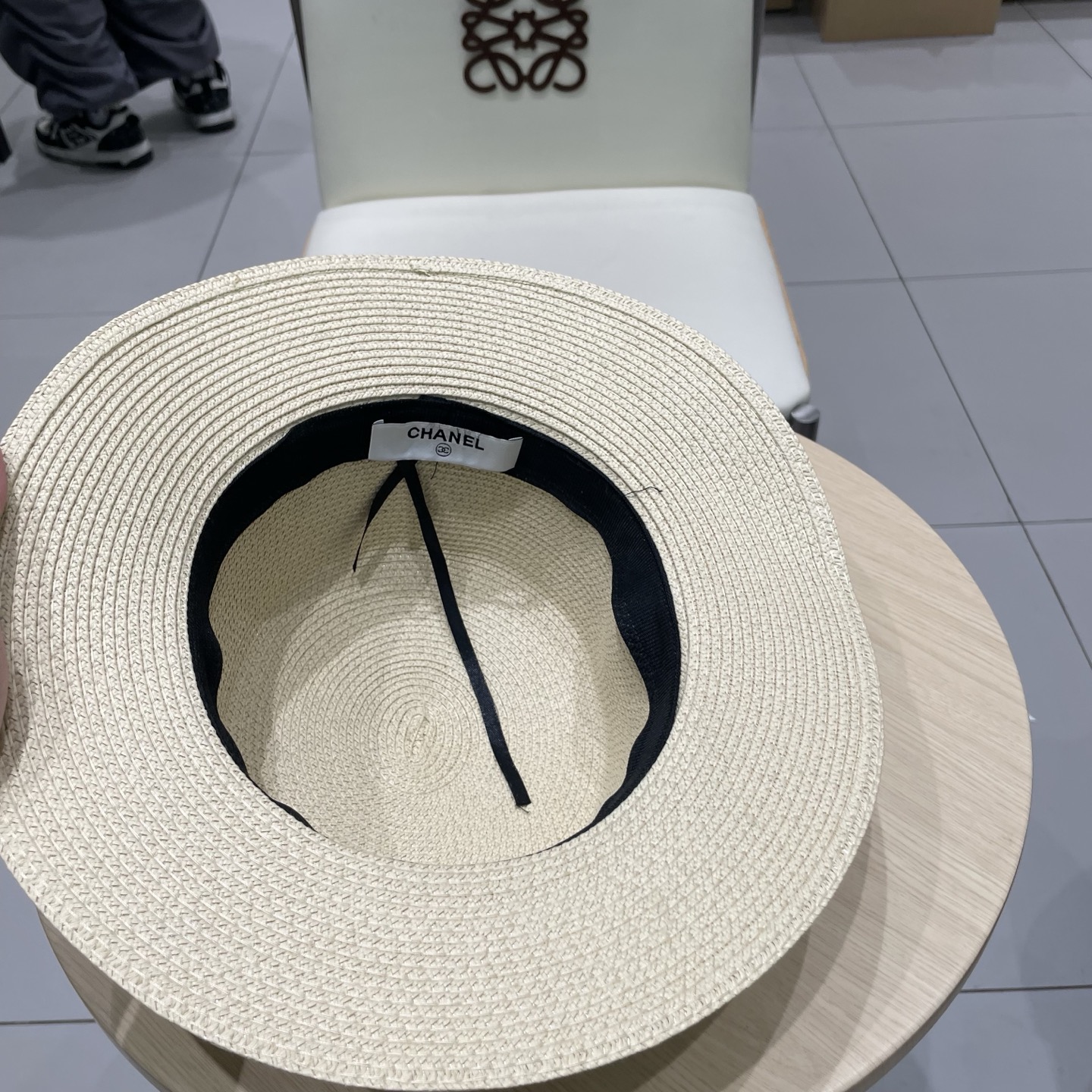  
Chanel香奈儿新款礼帽，珍珠平顶帽，草帽，头围57cm