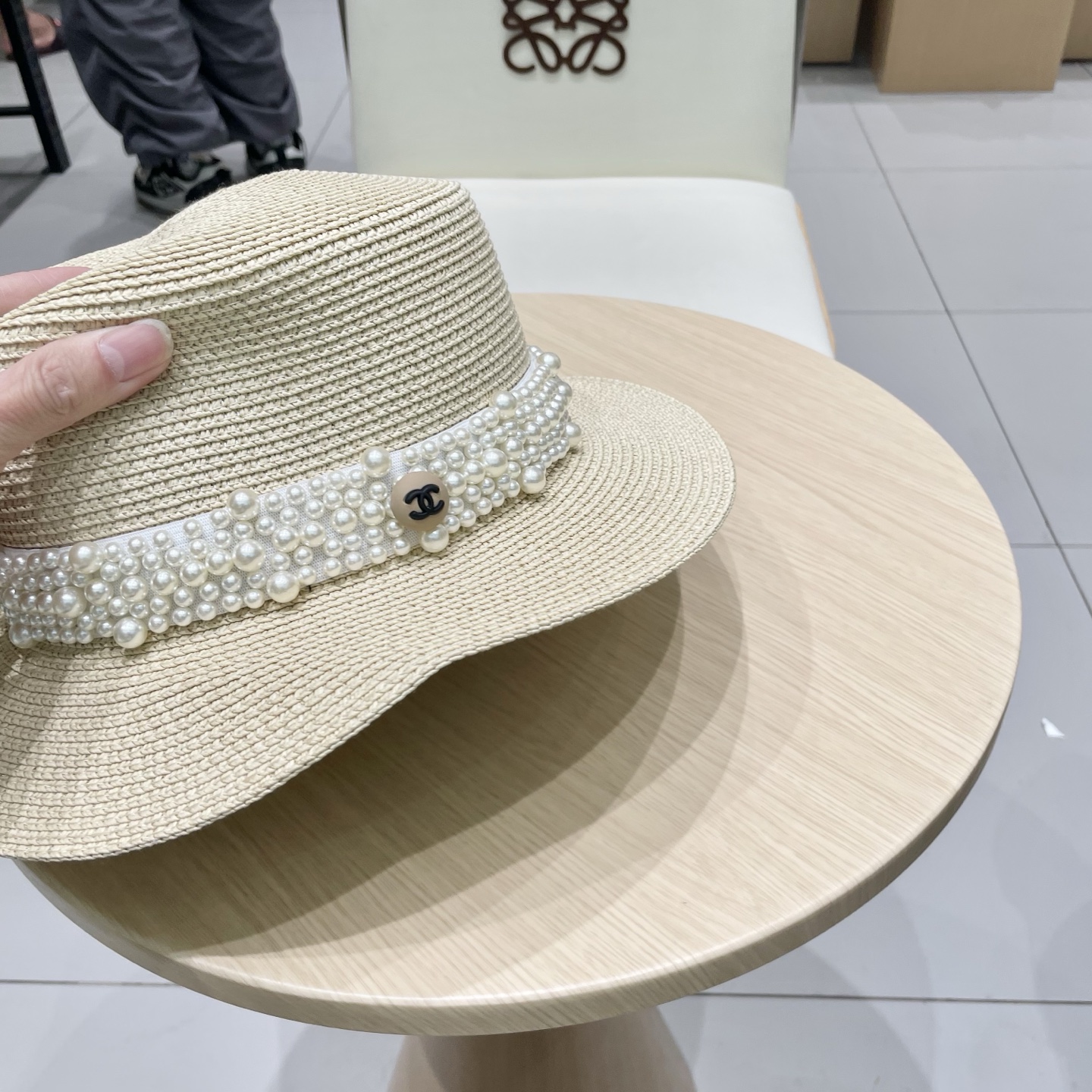  
Chanel香奈儿新款礼帽，珍珠平顶帽，草帽，头围57cm