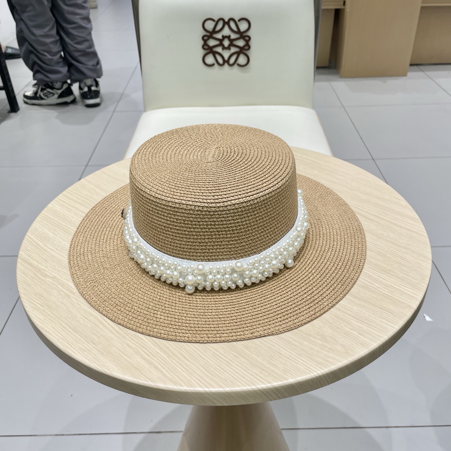  
Chanel香奈儿新款礼帽，珍珠平顶帽，草帽，头围57cm