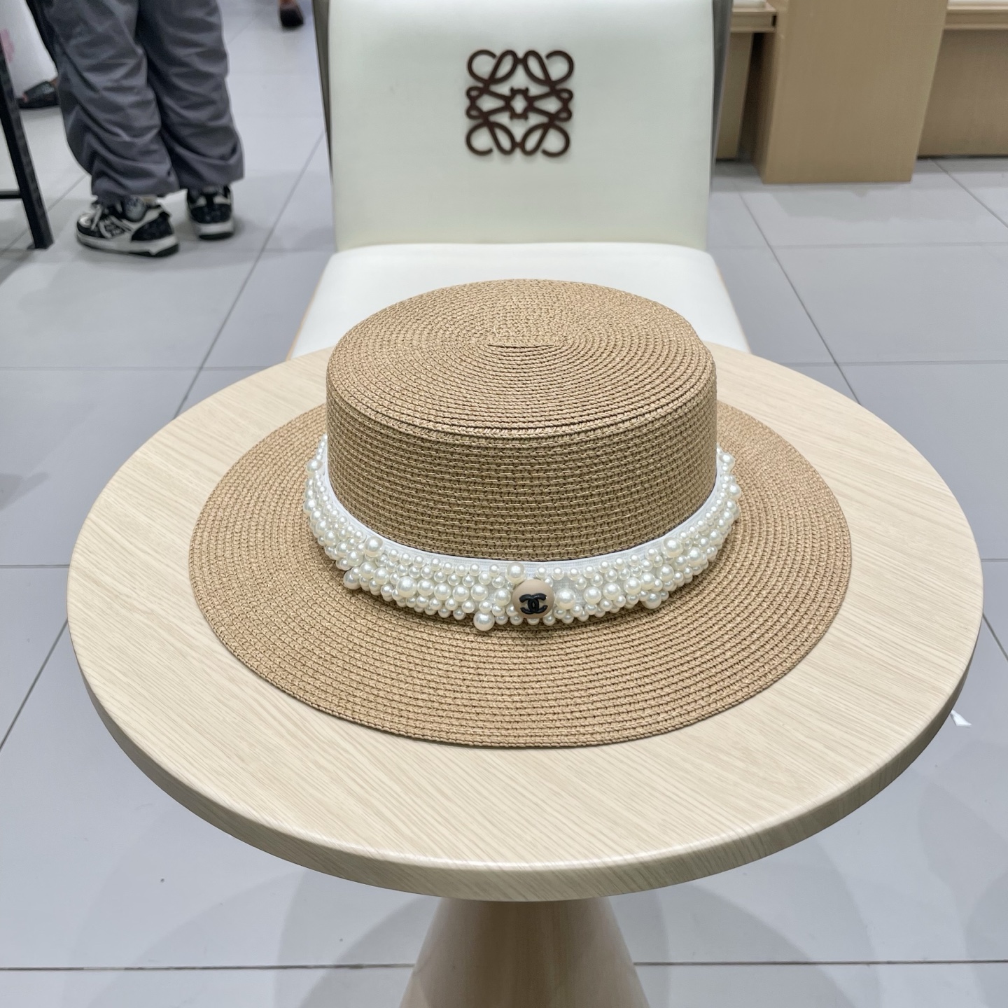  
Chanel香奈儿新款礼帽，珍珠平顶帽，草帽，头围57cm