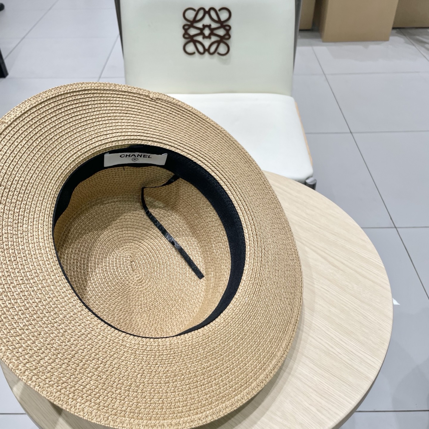  
Chanel香奈儿新款礼帽，珍珠平顶帽，草帽，头围57cm