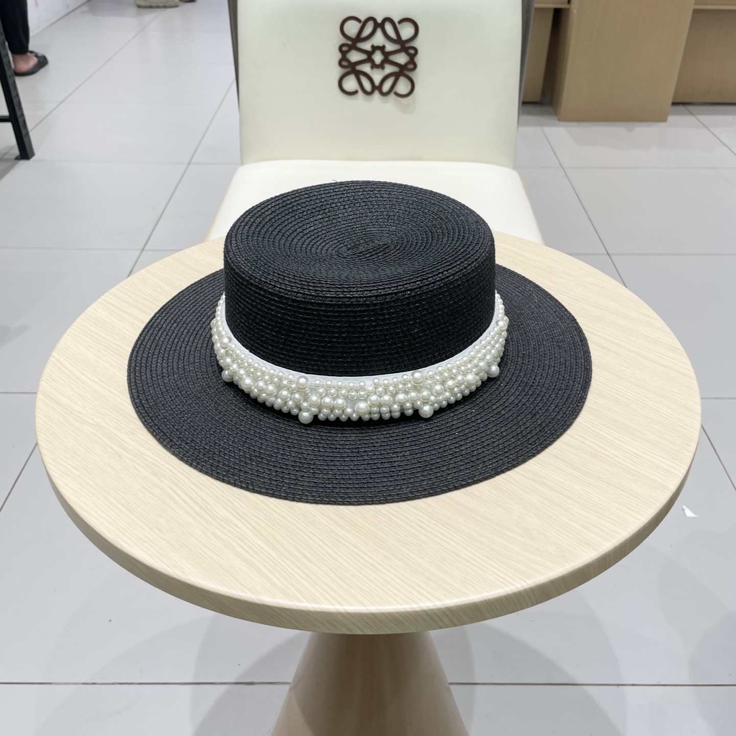  
Chanel香奈儿新款礼帽，珍珠平顶帽，草帽，头围57cm