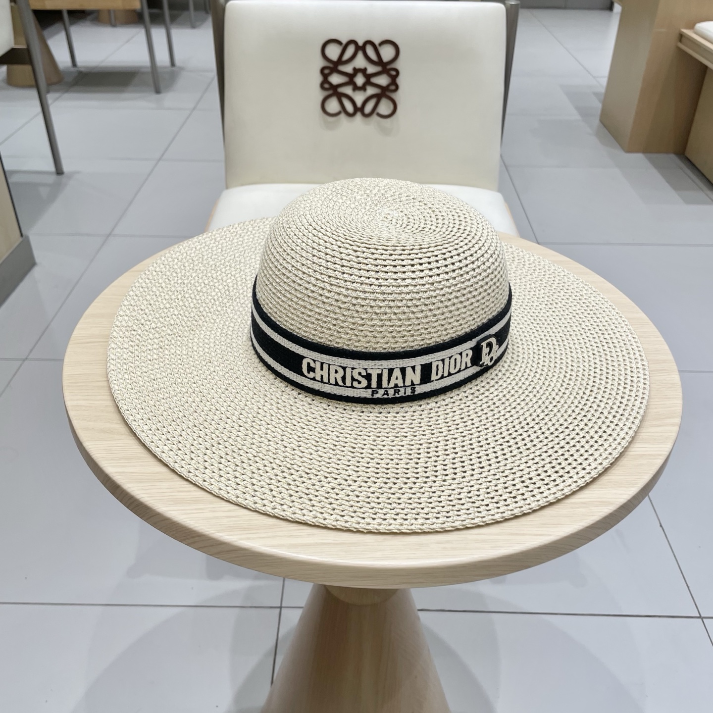 迪奥 Dior2025新款草帽，高级定制，名媛风，细节待上，夏季防晒防紫外线，出行必备，百搭好看