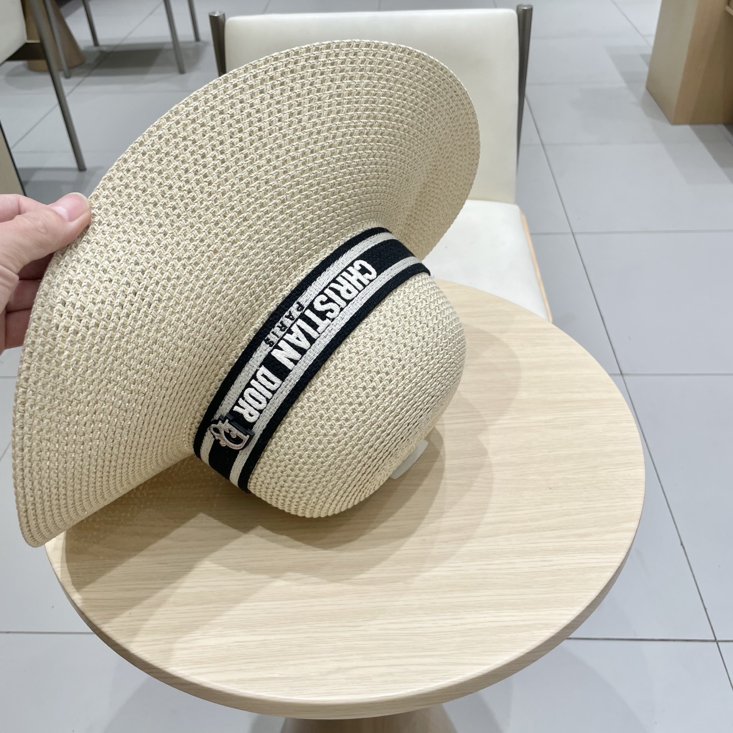 迪奥 Dior2025新款草帽，高级定制，名媛风，细节待上，夏季防晒防紫外线，出行必备，百搭好看