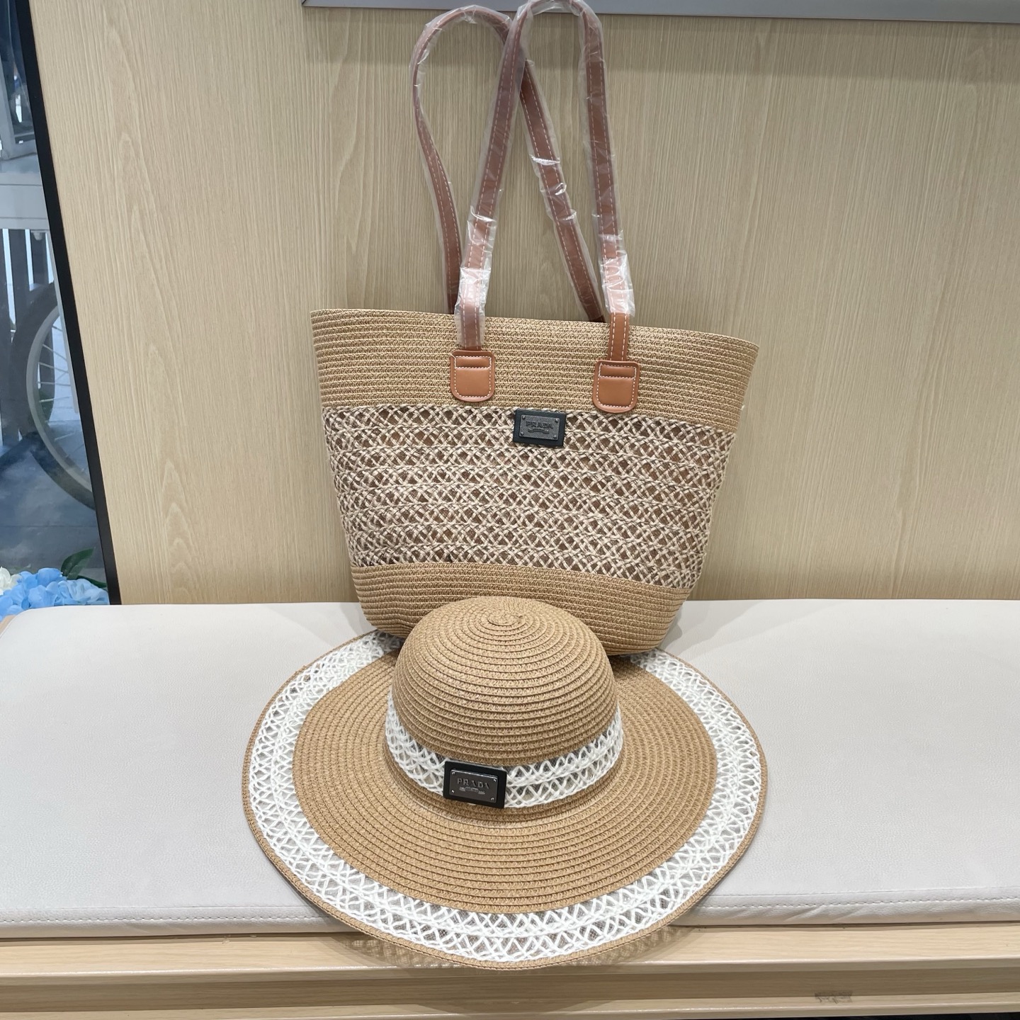 NO:228767,Prada Prada Straw Wear Shoulder Bag 2025 Hot Sale New Straw Wear Hat Bag Set Two-Piece Set Fashion Simple Tote Bag Hat Straw Hat Fisherman's Hat Baseball Cap, Hats, Prada, Prada, espadrilles, espadrilles, totes, shoulder bags, hats19860909prada普拉达草编单肩包2025热销新款草编帽子包包套装两件套时尚简约托特包帽子草帽渔夫帽棒球帽,帽子,prada,prada,espadrilles,espadrilles,totes,shoulder bags,hats,hat