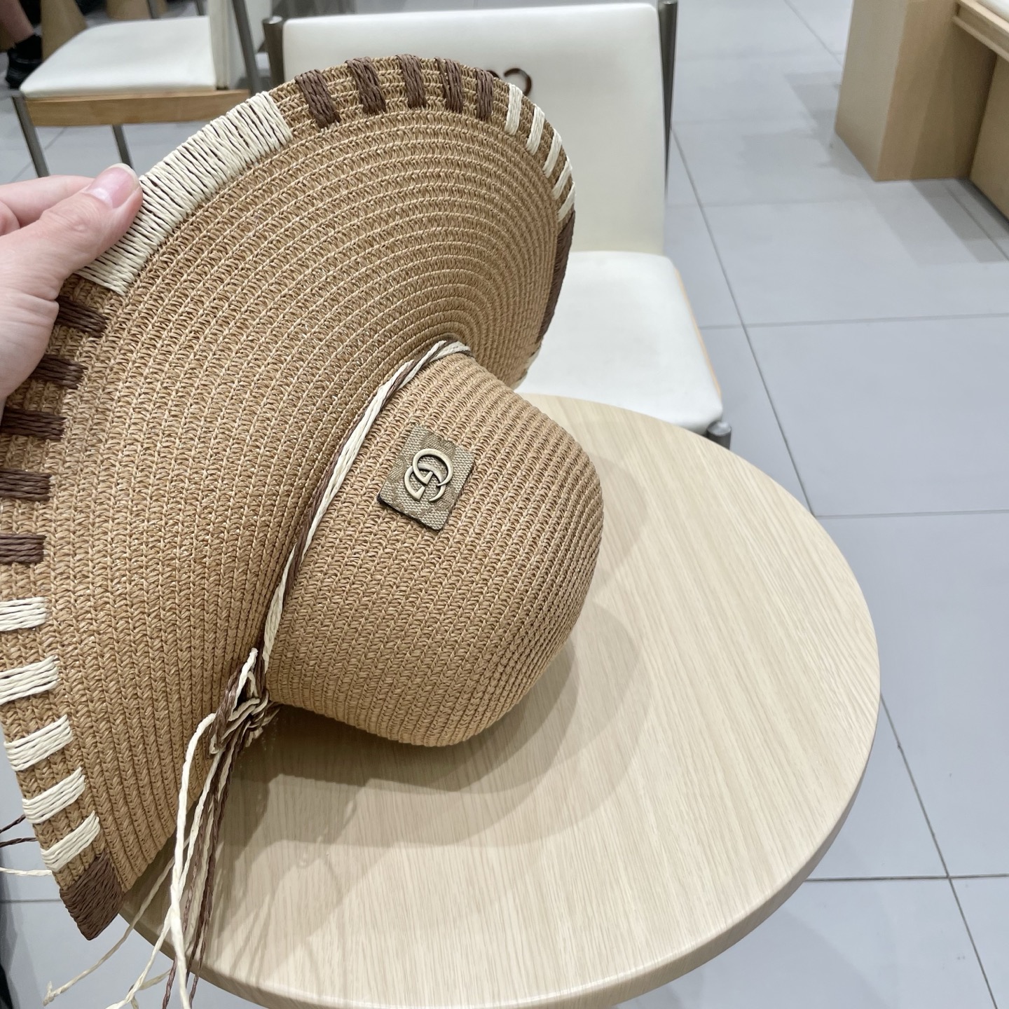  gucci古奇帽檐春夏季新款大边草帽可折叠沙滩帽大檐新款遮阳帽