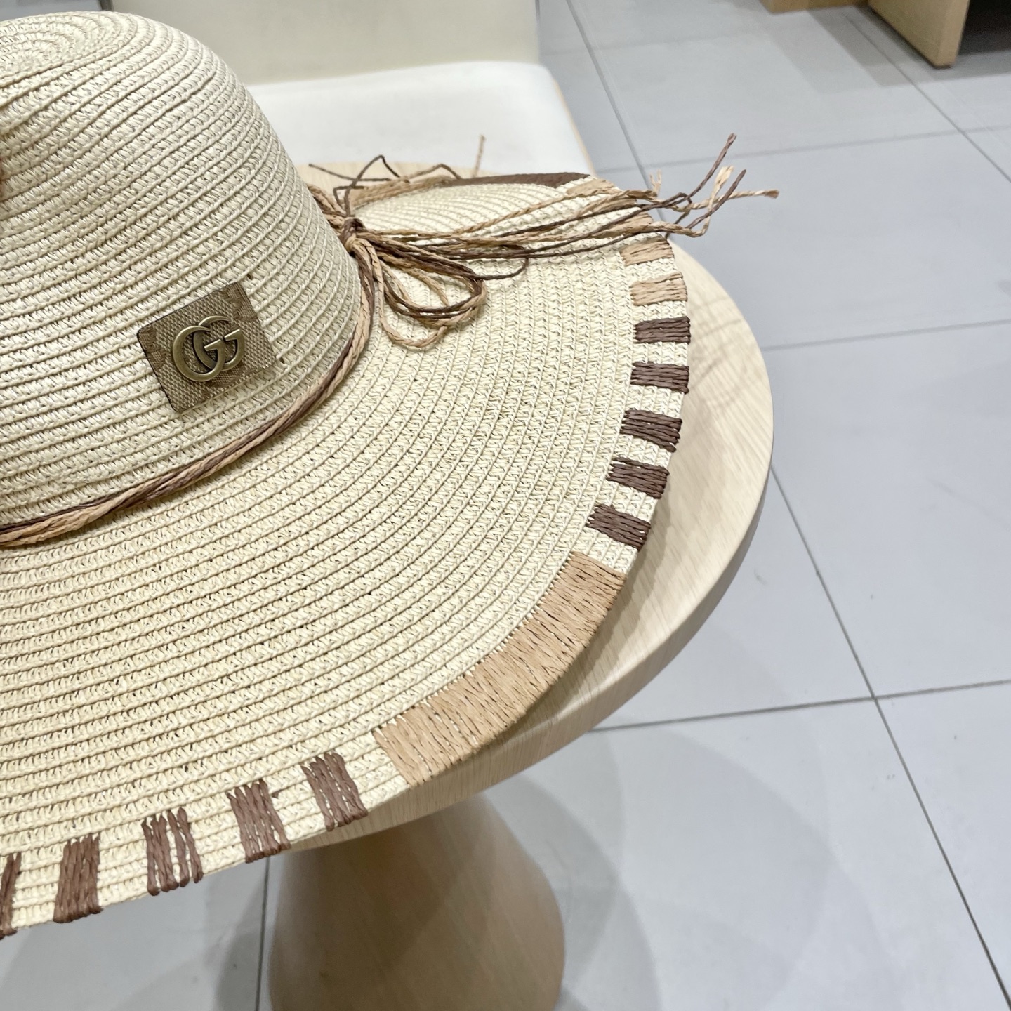  gucci古奇帽檐春夏季新款大边草帽可折叠沙滩帽大檐新款遮阳帽