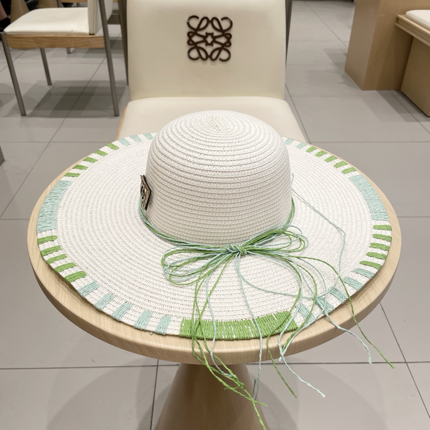  gucci古奇帽檐春夏季新款大边草帽可折叠沙滩帽大檐新款遮阳帽