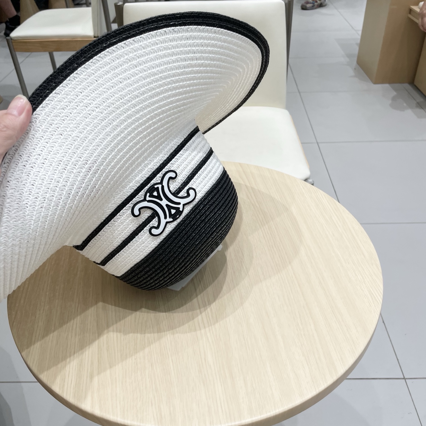  塞琳celien新款草帽，圆顶礼帽，头围57cm