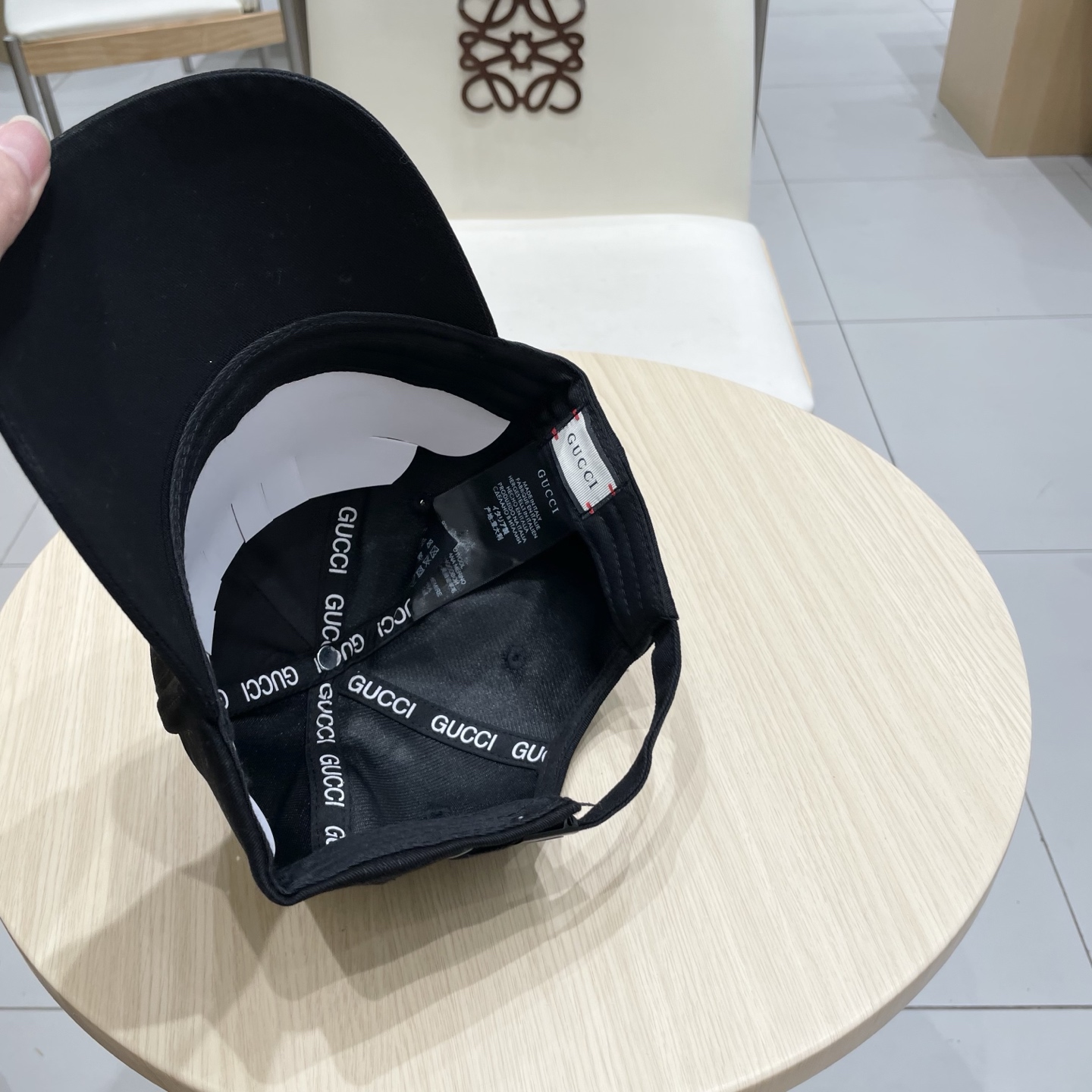   古奇棒球帽♥️GUCCI🧢官网新品，棒球帽，原单品质火爆来袭 。🎩 工艺非常精美 高档大气上档次！低