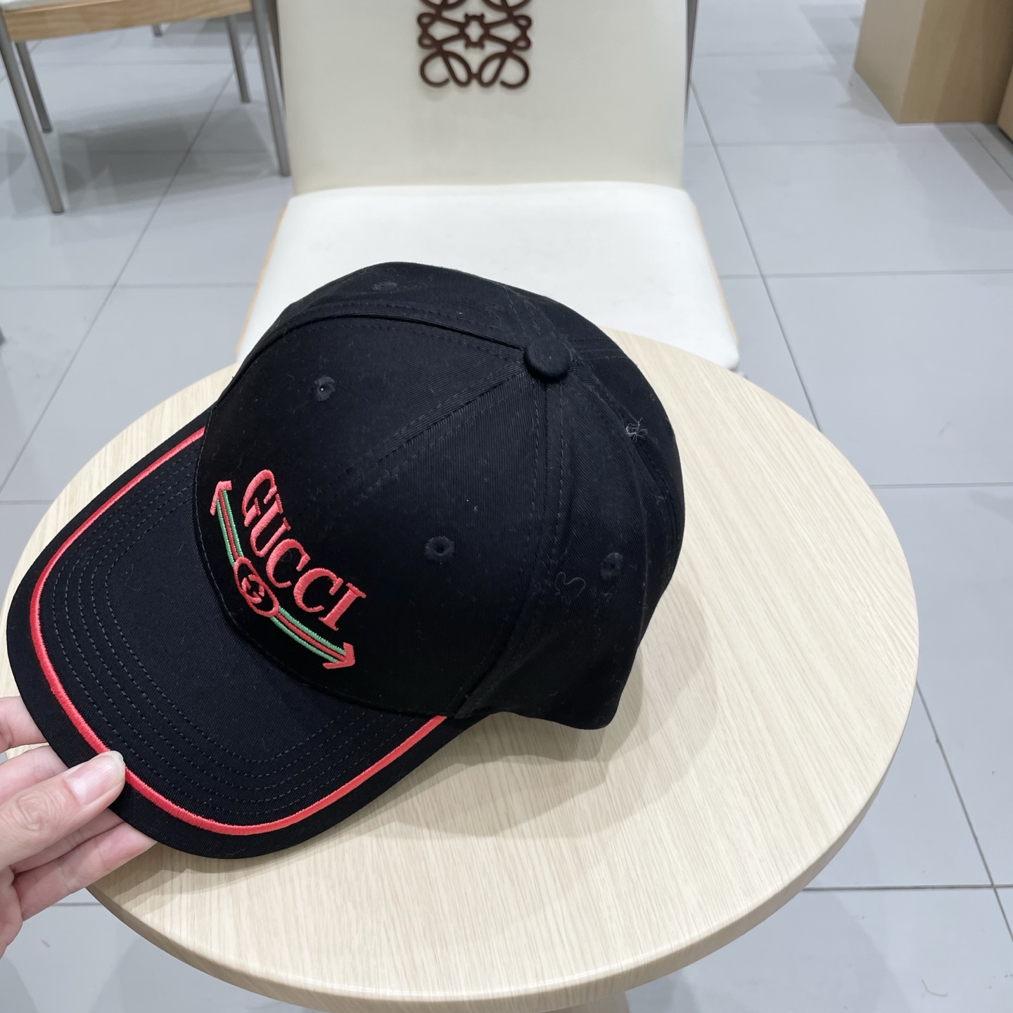  古奇棒球帽♥️GUCCI🧢官网新品，棒球帽，原单品质火爆来袭 。🎩 工艺非常精美 高档大气上档次！低