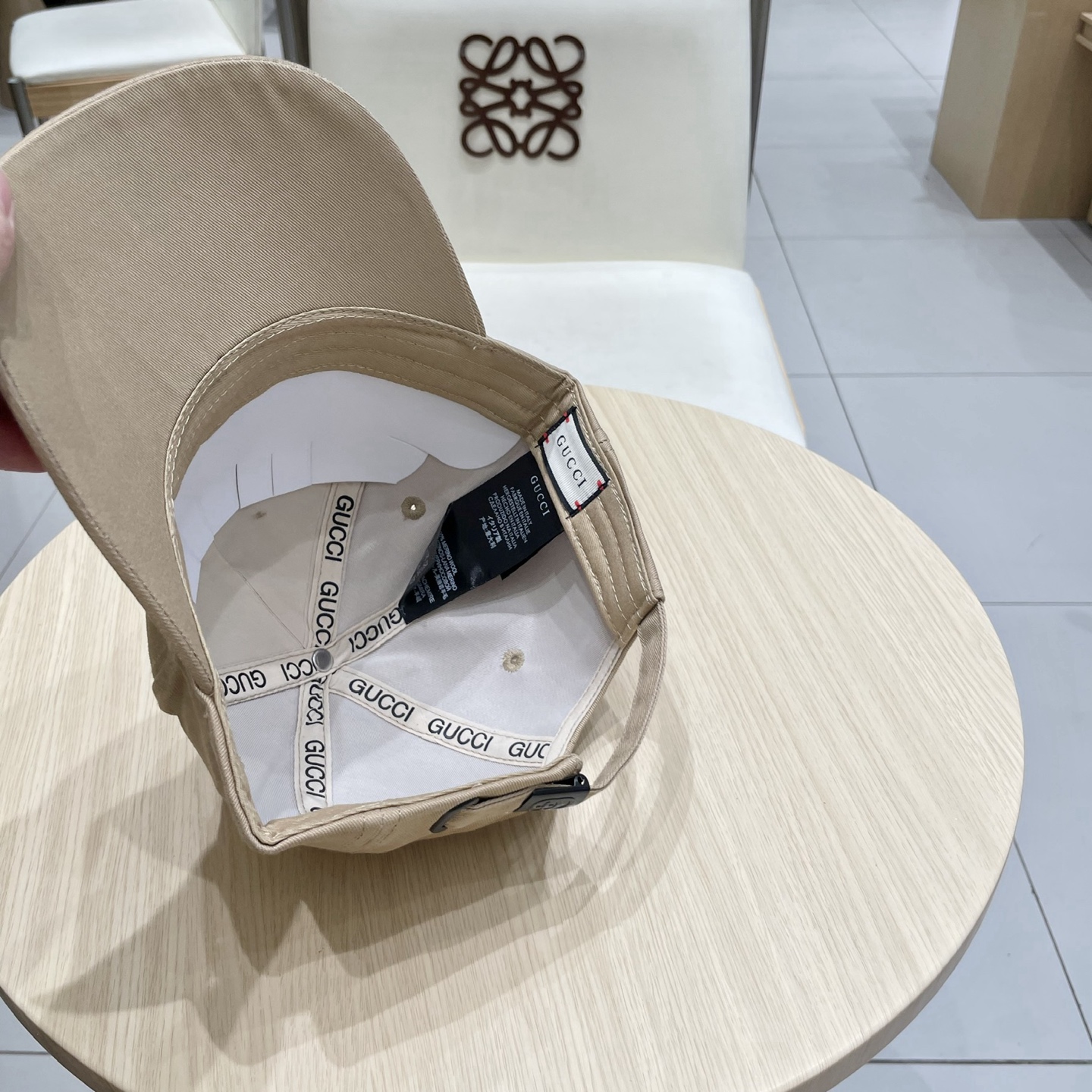   古奇棒球帽♥️GUCCI🧢官网新品，棒球帽，原单品质火爆来袭 。🎩 工艺非常精美 高档大气上档次！低