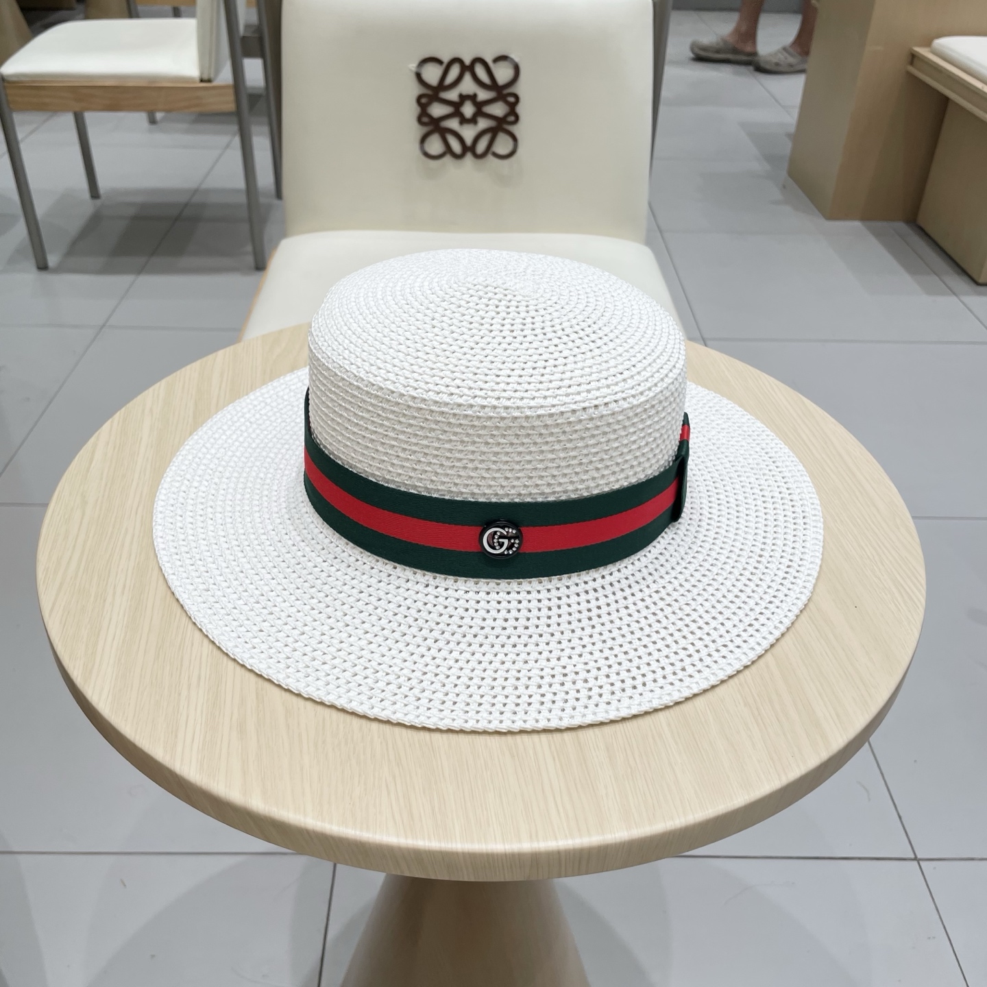 NO:228882,Gucci 2025 new straw hat, celebrity style sun hat, must-have hat for traveling and traveling, fisherman hat baseball hat, hat, gucci, espadrilles, hats19860909Gucci古奇2025新款草帽,名媛风遮阳帽,,旅游出街必备帽子草帽渔夫帽棒球帽,帽子,gucci,espadrilles,hats,hat
