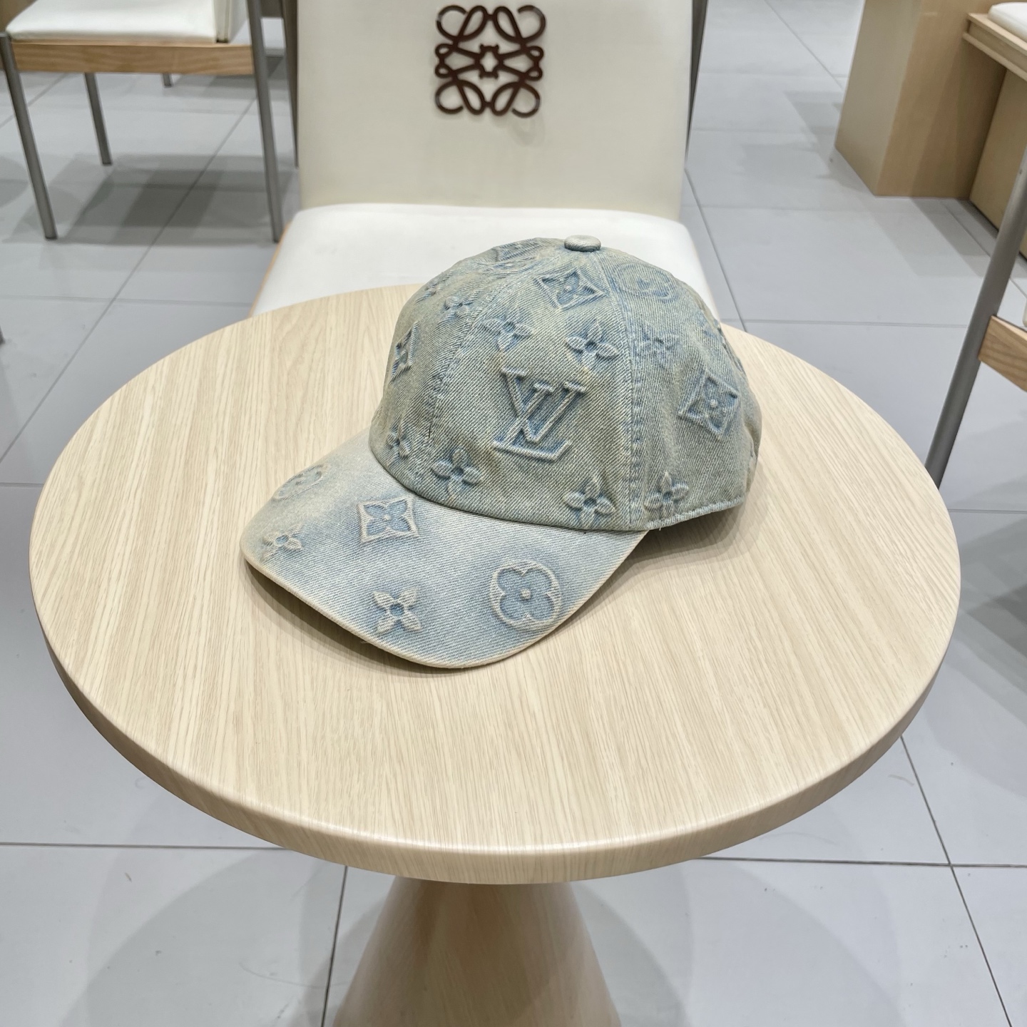  🧢路易威登lv棒球帽 LouisVuitton😍新款重工打造♥️高端大气，百搭款🤗男女通用！