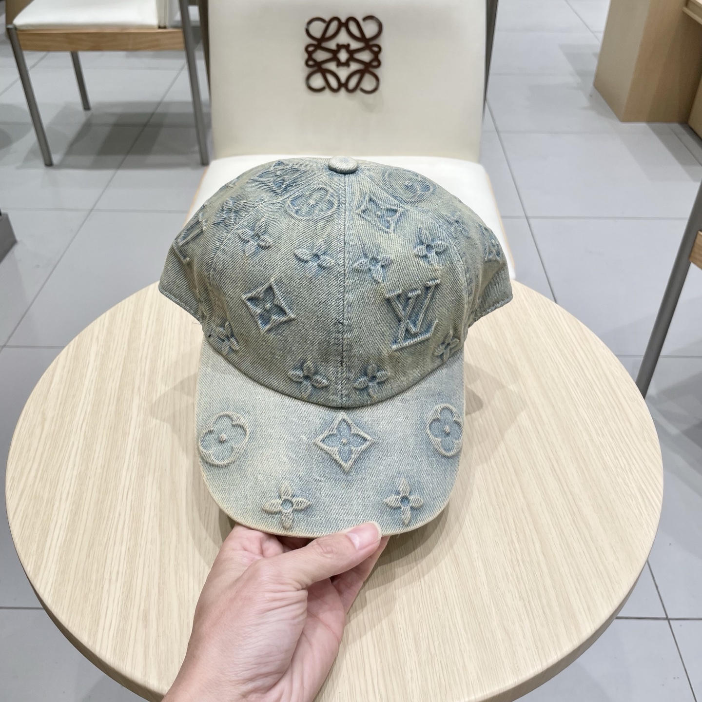  🧢路易威登lv棒球帽 LouisVuitton😍新款重工打造♥️高端大气，百搭款🤗男女通用！