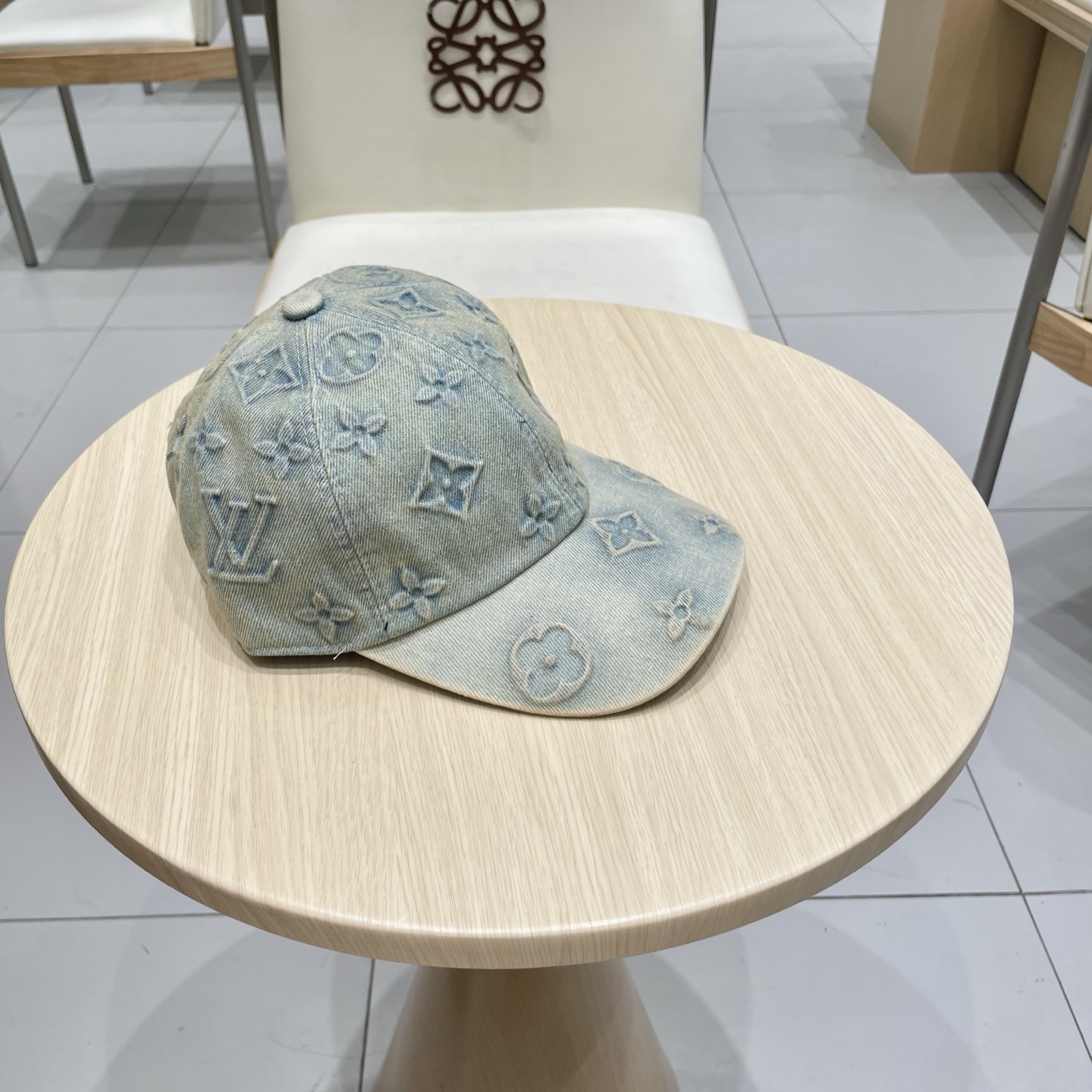  🧢路易威登lv棒球帽 LouisVuitton😍新款重工打造♥️高端大气，百搭款🤗男女通用！