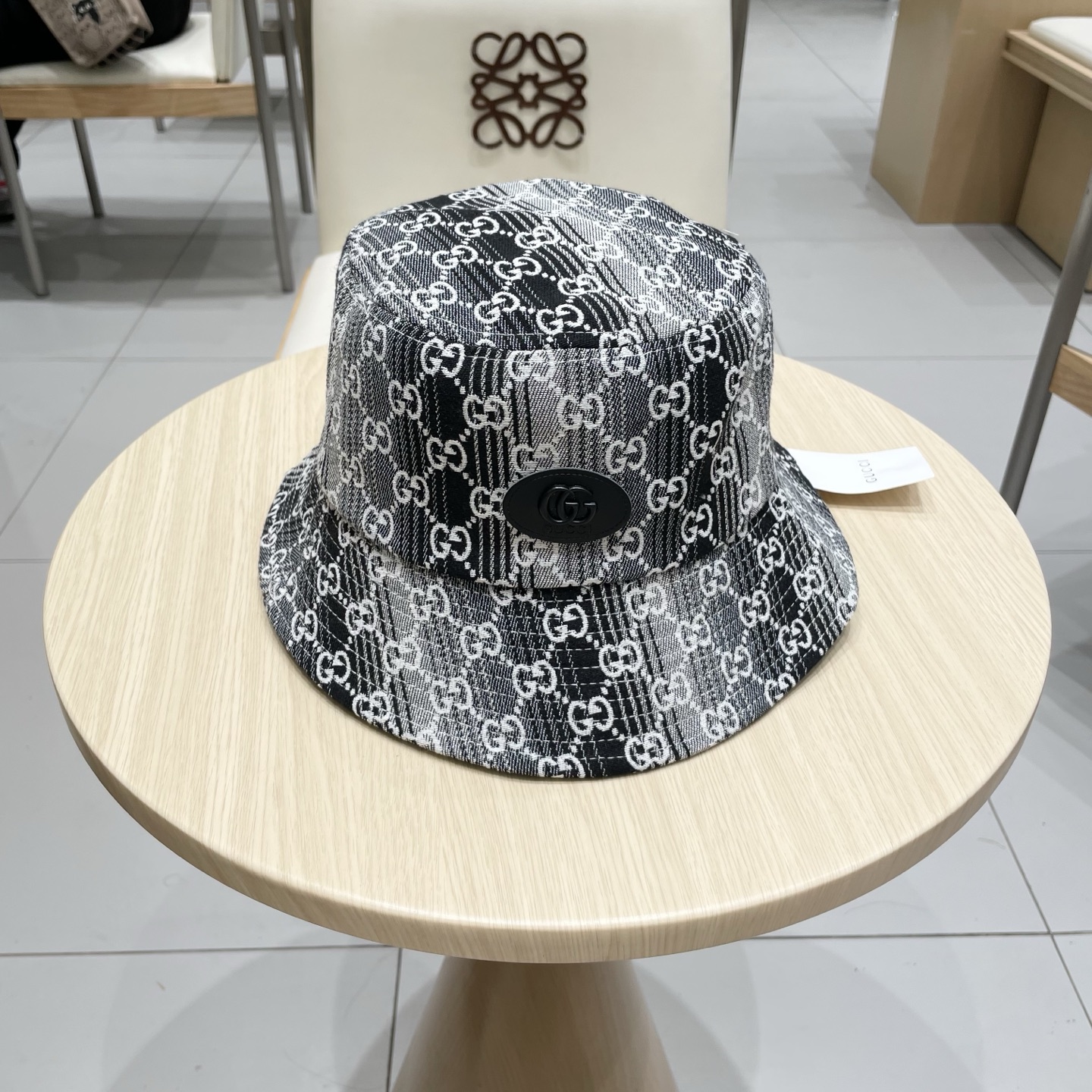 NO:228856,GUCCI Guqi 2025 counter new style Laozi jacquard fisherman's hat, very fashionable!  Casual sports style, classic production, super easy to wear clothes!  Hat Straw Hat Fisherman Hat Baseball Hat, Hats, Gucci, espadrilles, hats19860909GUCCI古奇 2025专柜新款老子提花款渔夫帽,很潮！休闲运动款,经典制作,超级好搭衣服！帽子草帽渔夫帽棒球帽,帽子,gucci,espadrilles,hats,hat