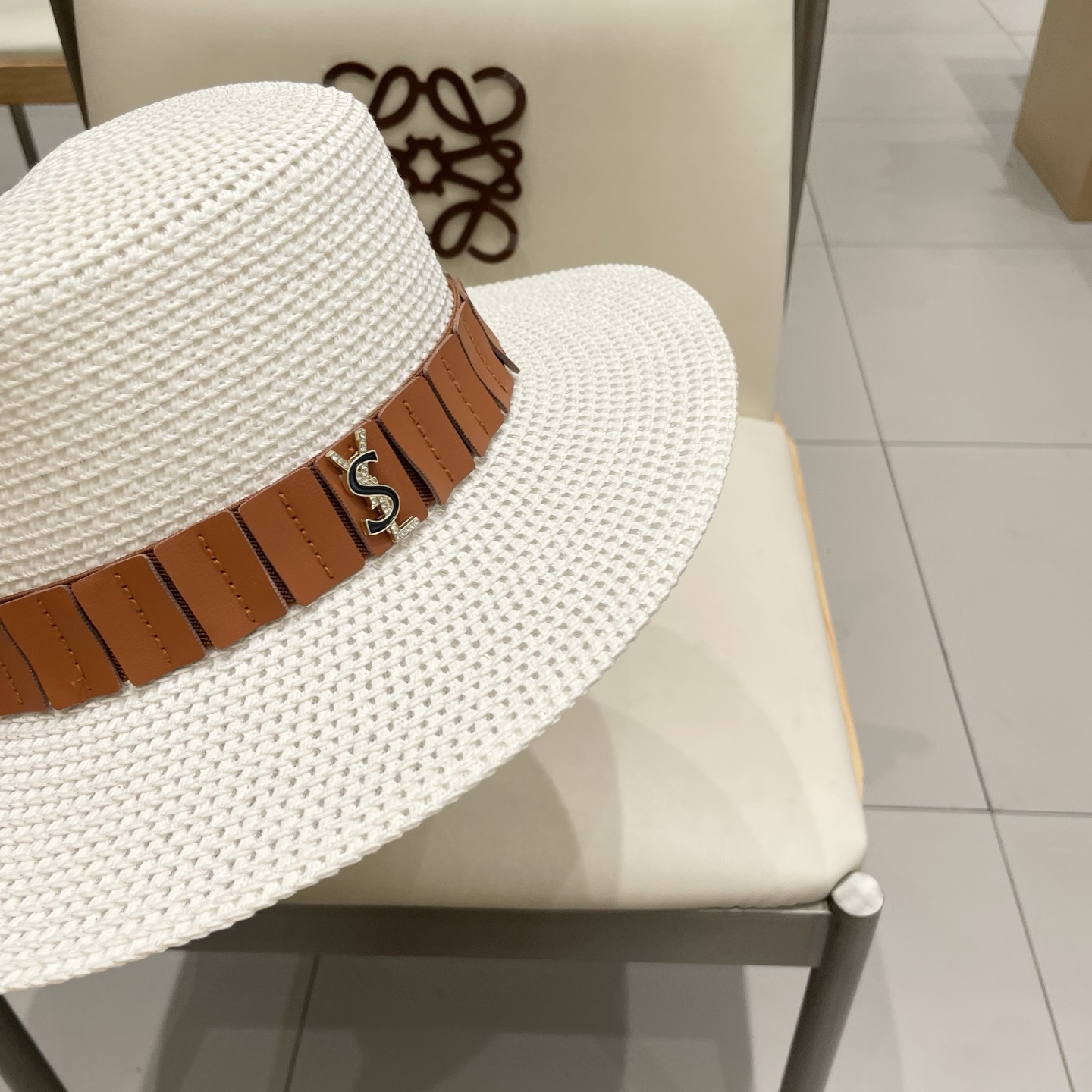  ysl 圣罗兰新款草帽，皮带盆帽，头围57cm