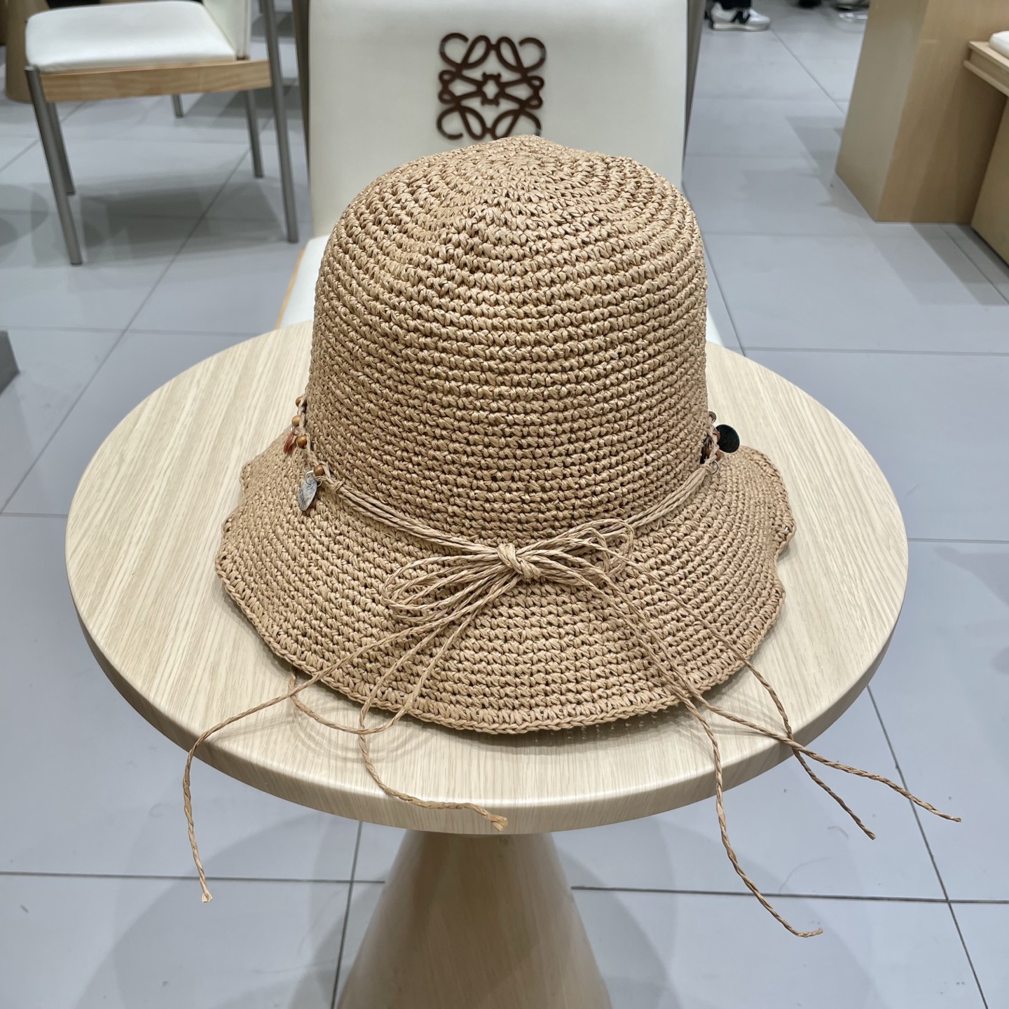  Chanel香奈儿【海边氛围感】波西米亚风贝壳亮片草编渔夫帽大帽檐镂空遮阳帽女