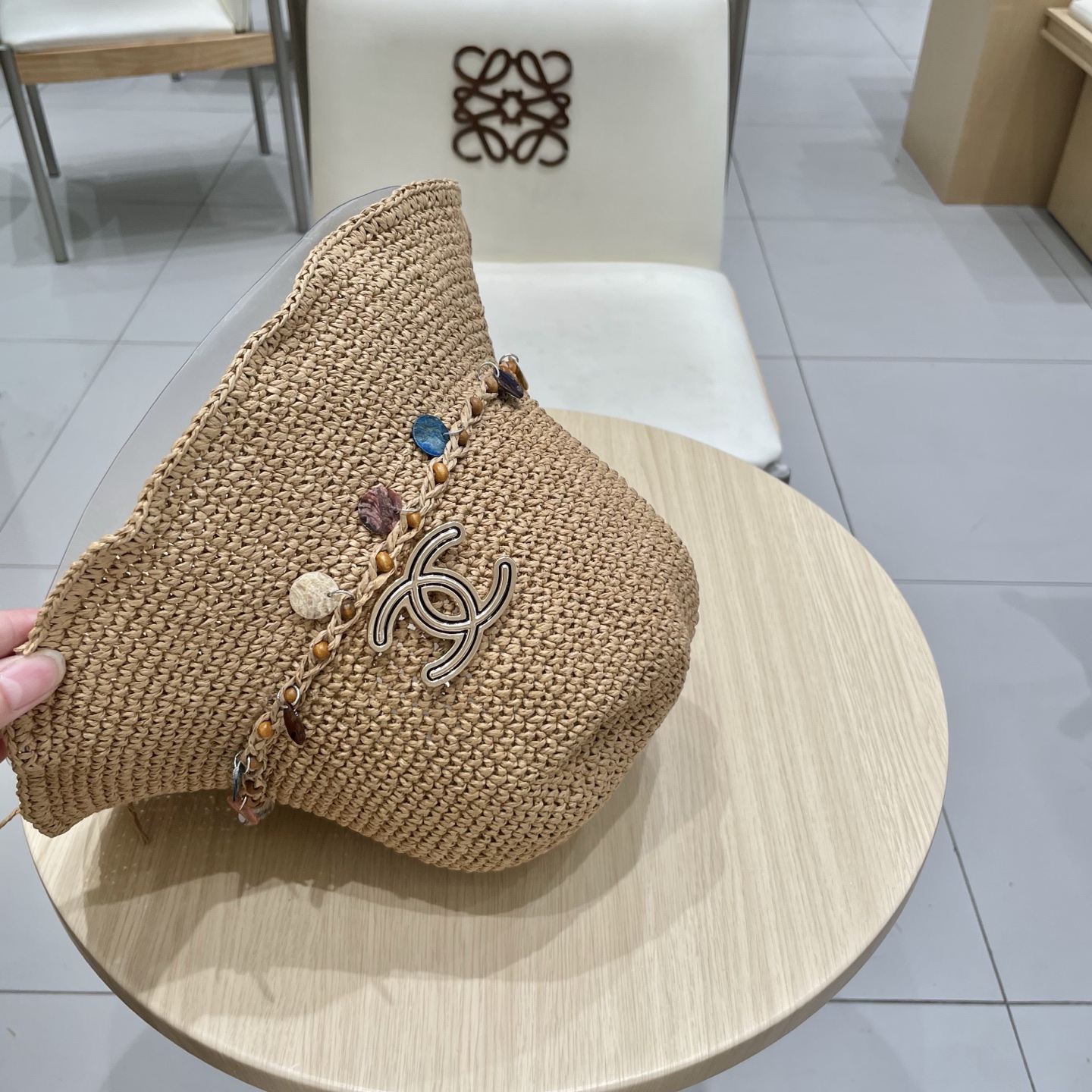  Chanel香奈儿【海边氛围感】波西米亚风贝壳亮片草编渔夫帽大帽檐镂空遮阳帽女