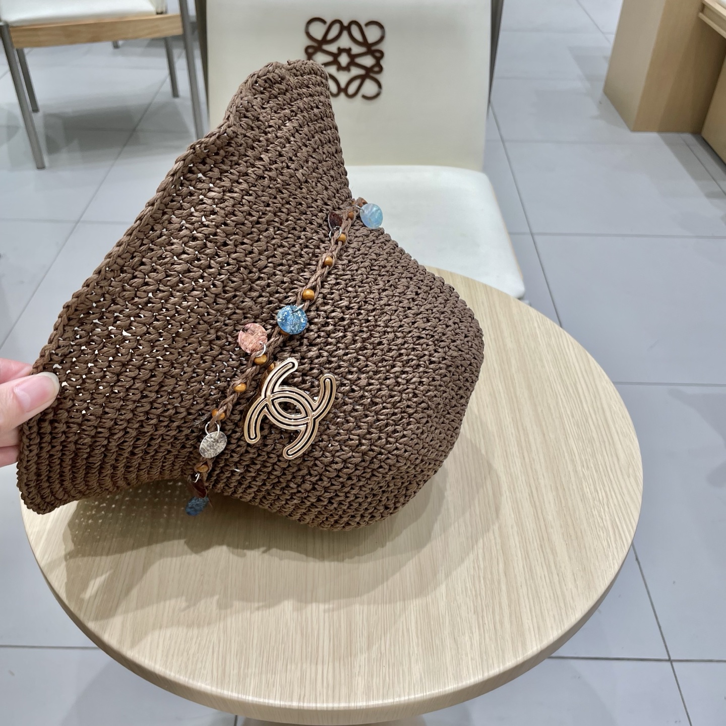  Chanel香奈儿【海边氛围感】波西米亚风贝壳亮片草编渔夫帽大帽檐镂空遮阳帽女