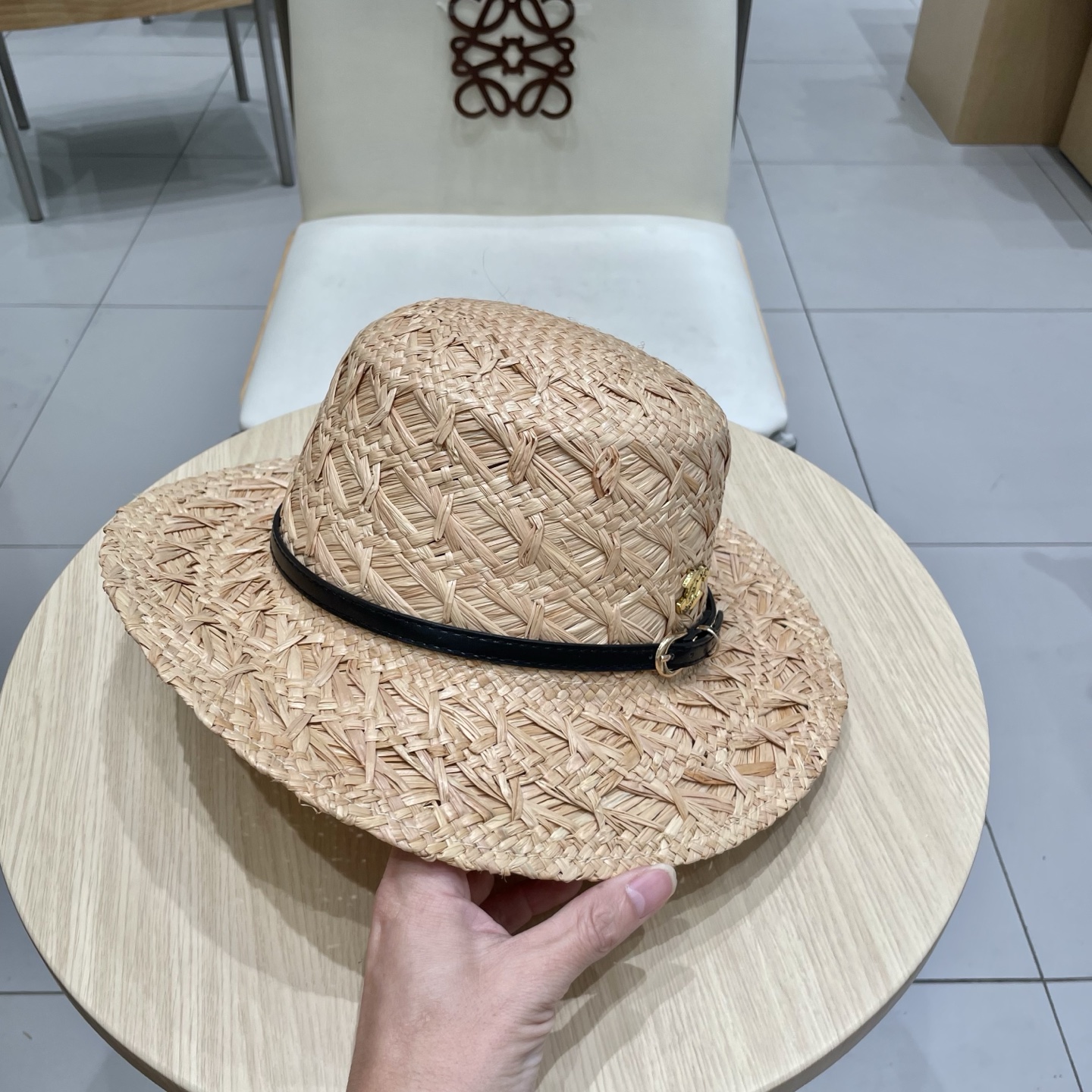 Chanel香奈儿新款高档手工编织拉菲草帽薄款夏季防晒帽男女士平顶礼帽太阳帽