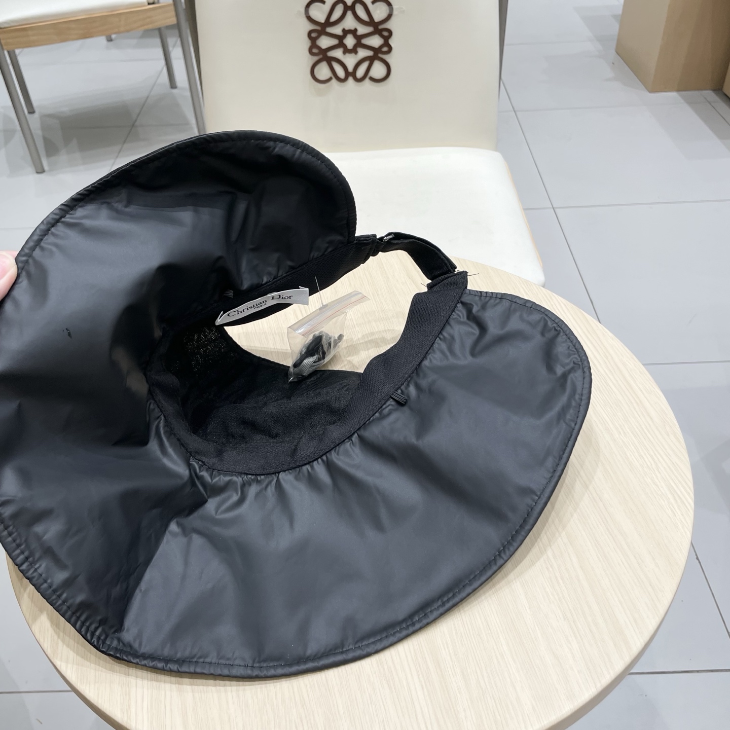  DIOR迪奥可扎马尾遮阳帽夏季网纱轻薄透气渔夫帽户外出游防晒太阳帽子女款 