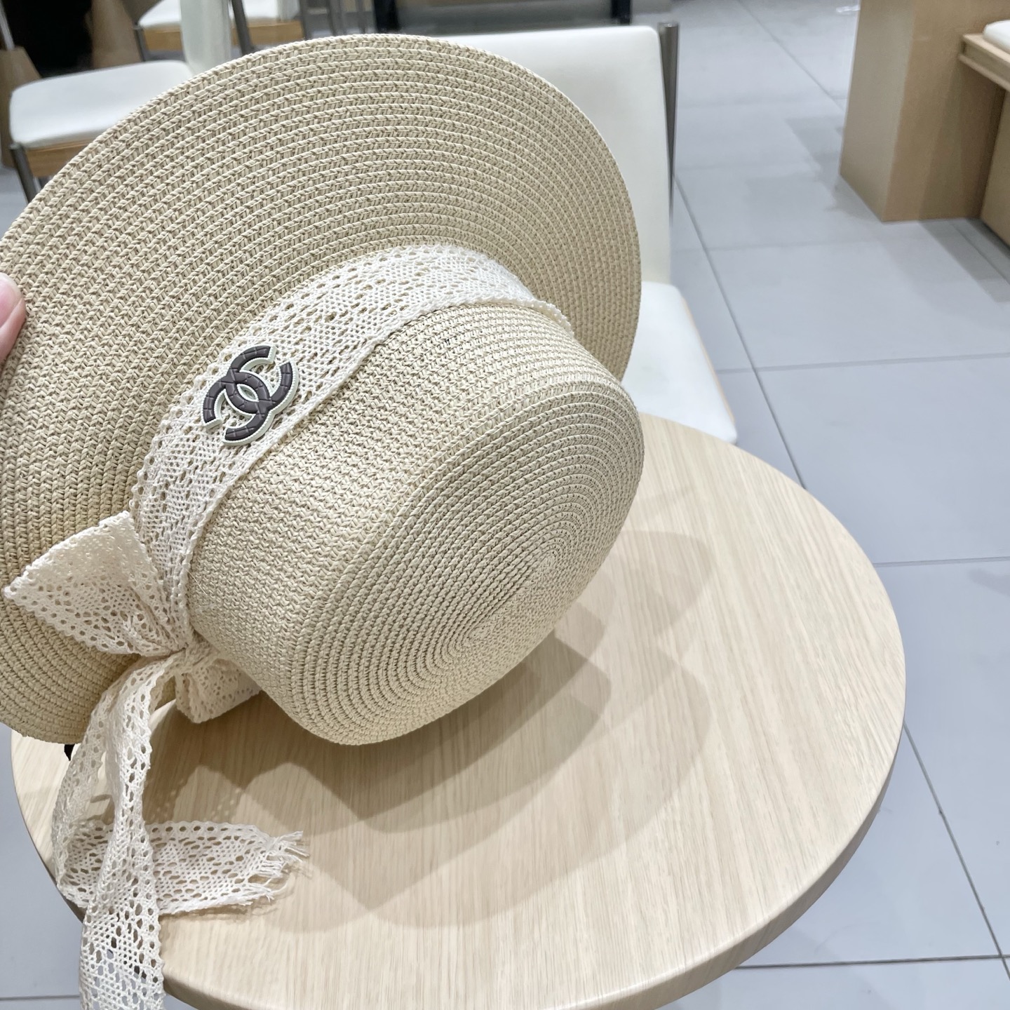 Chanel香奈儿新款礼帽，平顶蕾丝帽，草帽，头围57cm