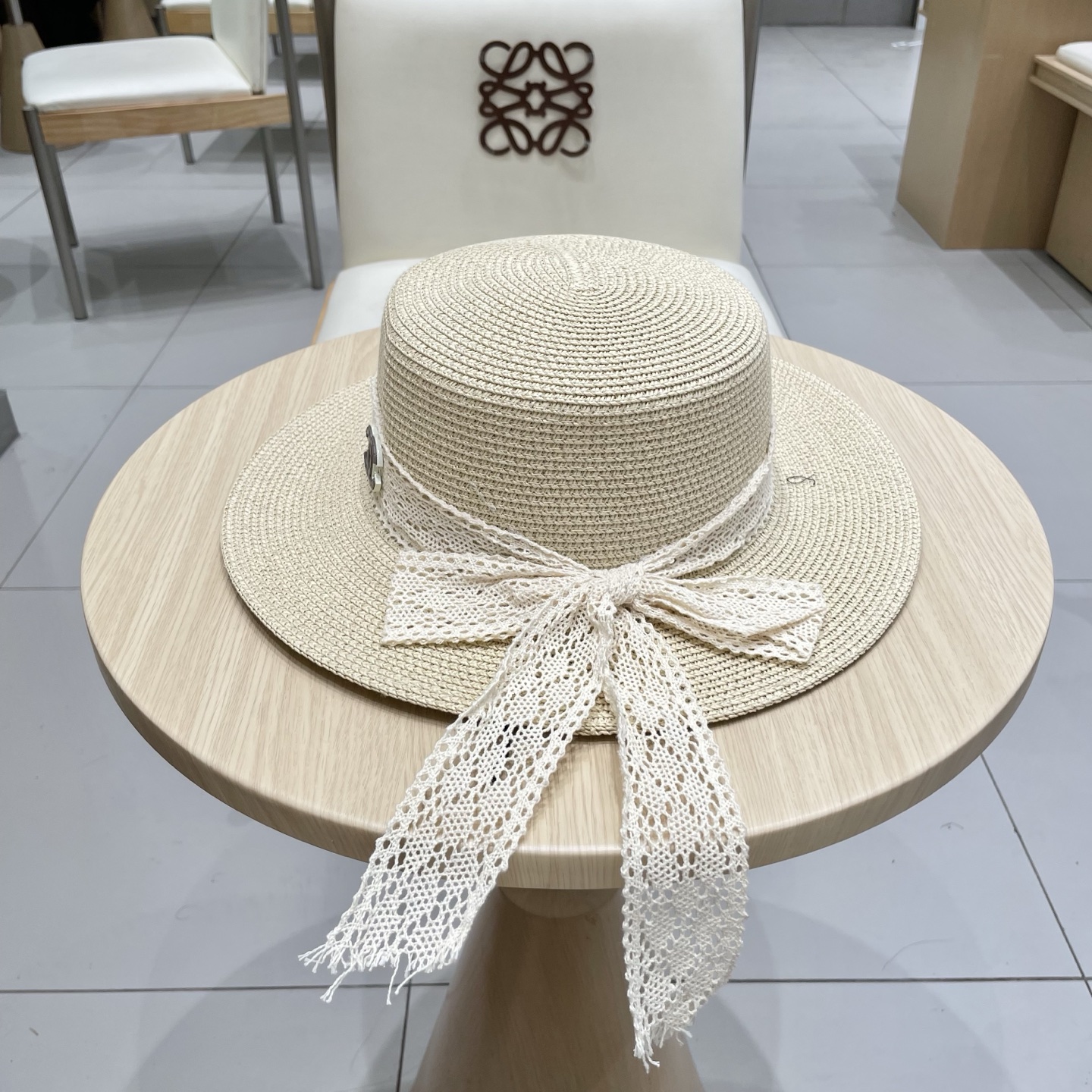 Chanel香奈儿新款礼帽，平顶蕾丝帽，草帽，头围57cm