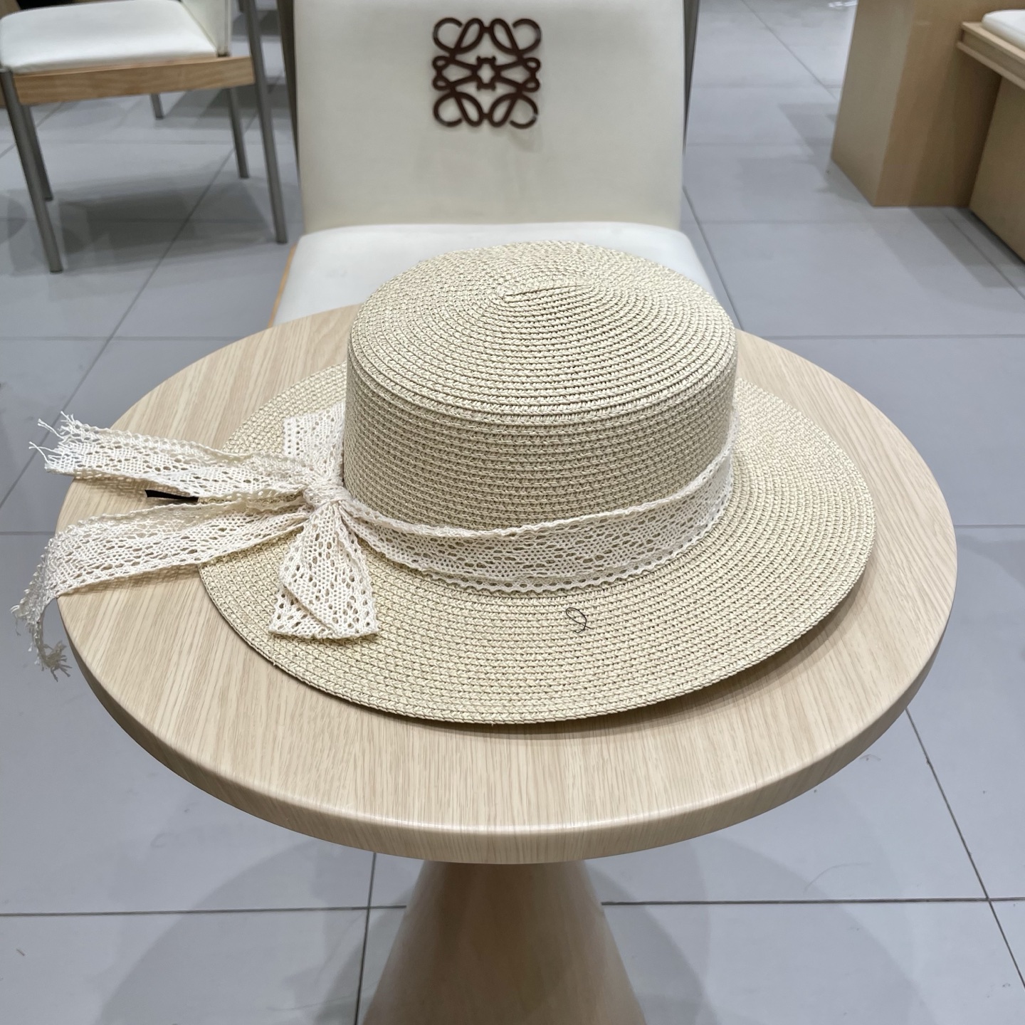 Chanel香奈儿新款礼帽，平顶蕾丝帽，草帽，头围57cm