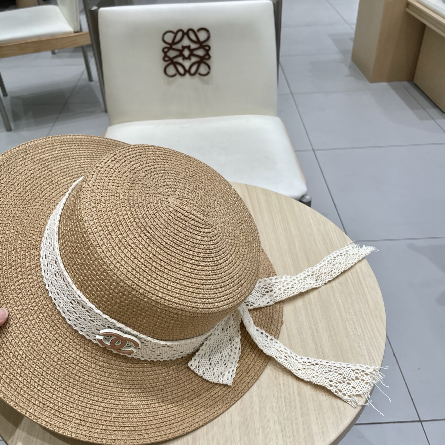 Chanel香奈儿新款礼帽，平顶蕾丝帽，草帽，头围57cm