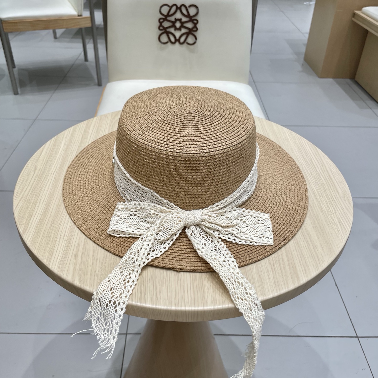 Chanel香奈儿新款礼帽，平顶蕾丝帽，草帽，头围57cm