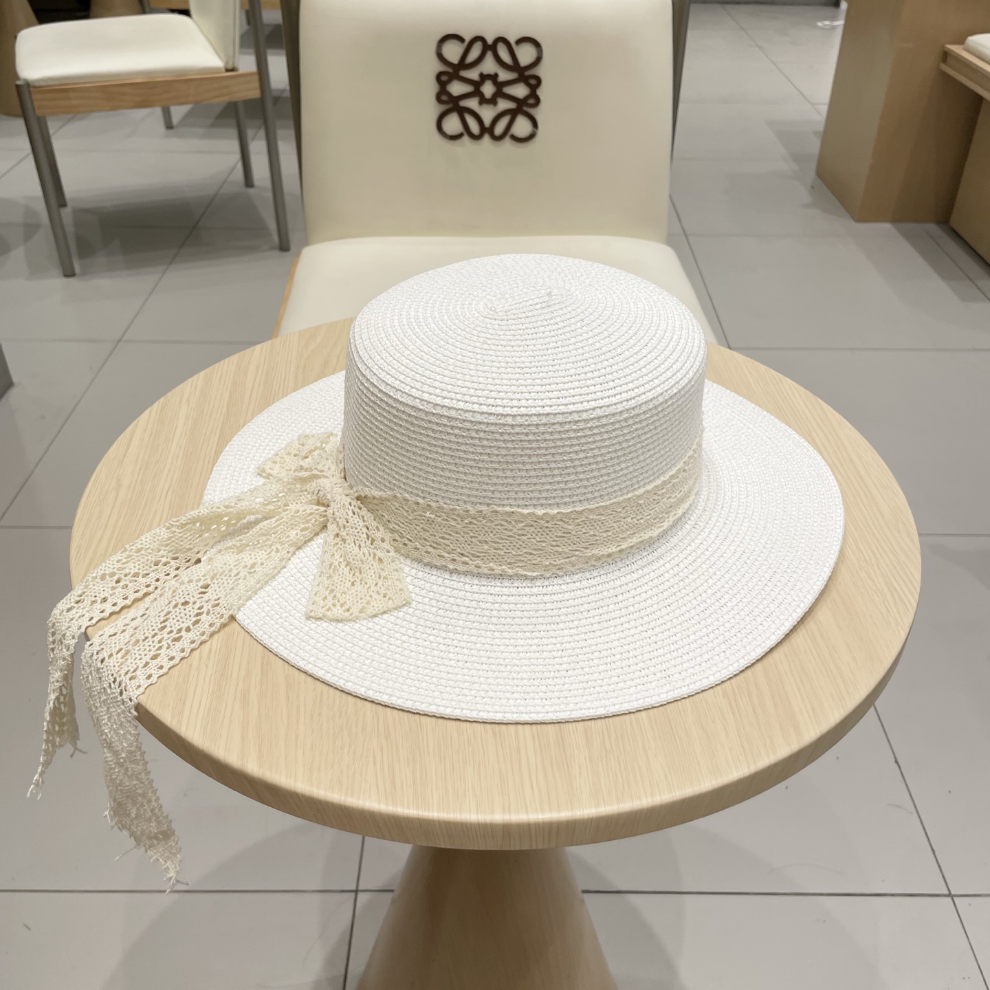Chanel香奈儿新款礼帽，平顶蕾丝帽，草帽，头围57cm