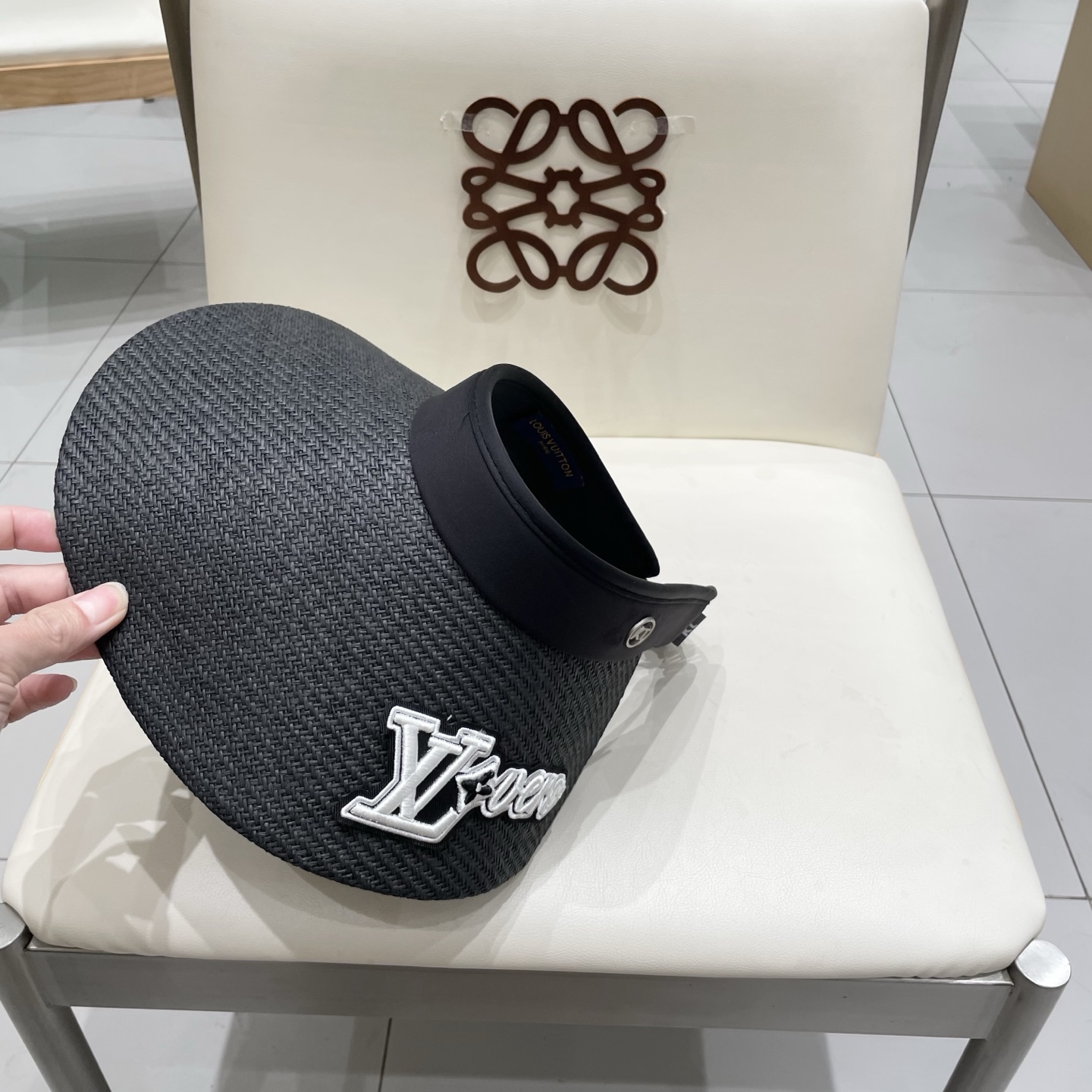  【LV路易威登】2025夏季新款男女款遮阳帽空顶帽，大牌出货，超方便！好搭！出街必备。