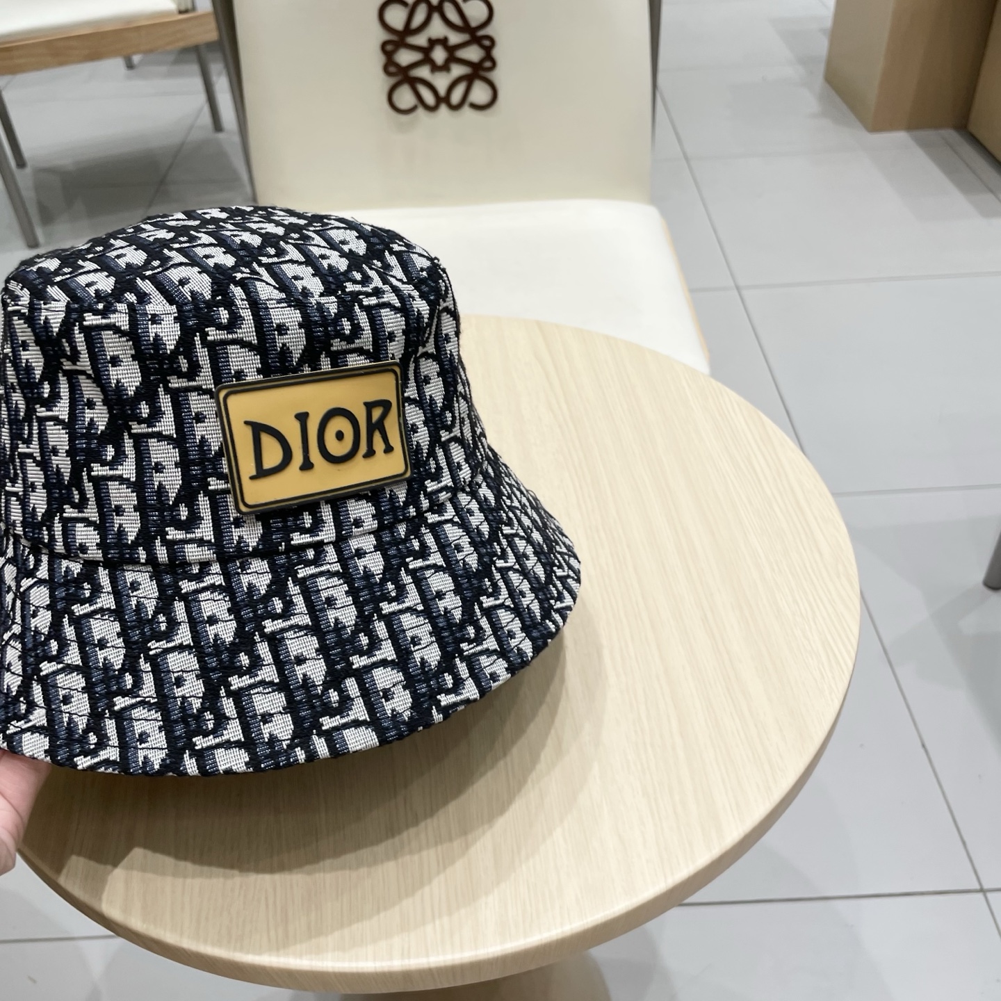  Dior(迪奥)新款原单渔夫帽， 精致純也格调很有感觉，很酷很时尚，专柜断货热门，质量超赞