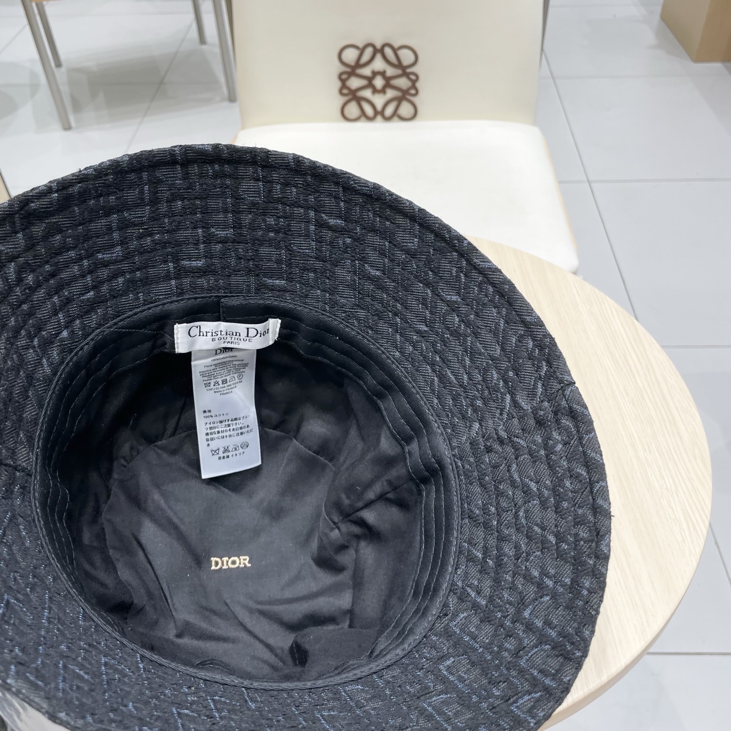  Dior(迪奥)新款原单渔夫帽， 精致純也格调很有感觉，很酷很时尚，专柜断货热门，质量超赞